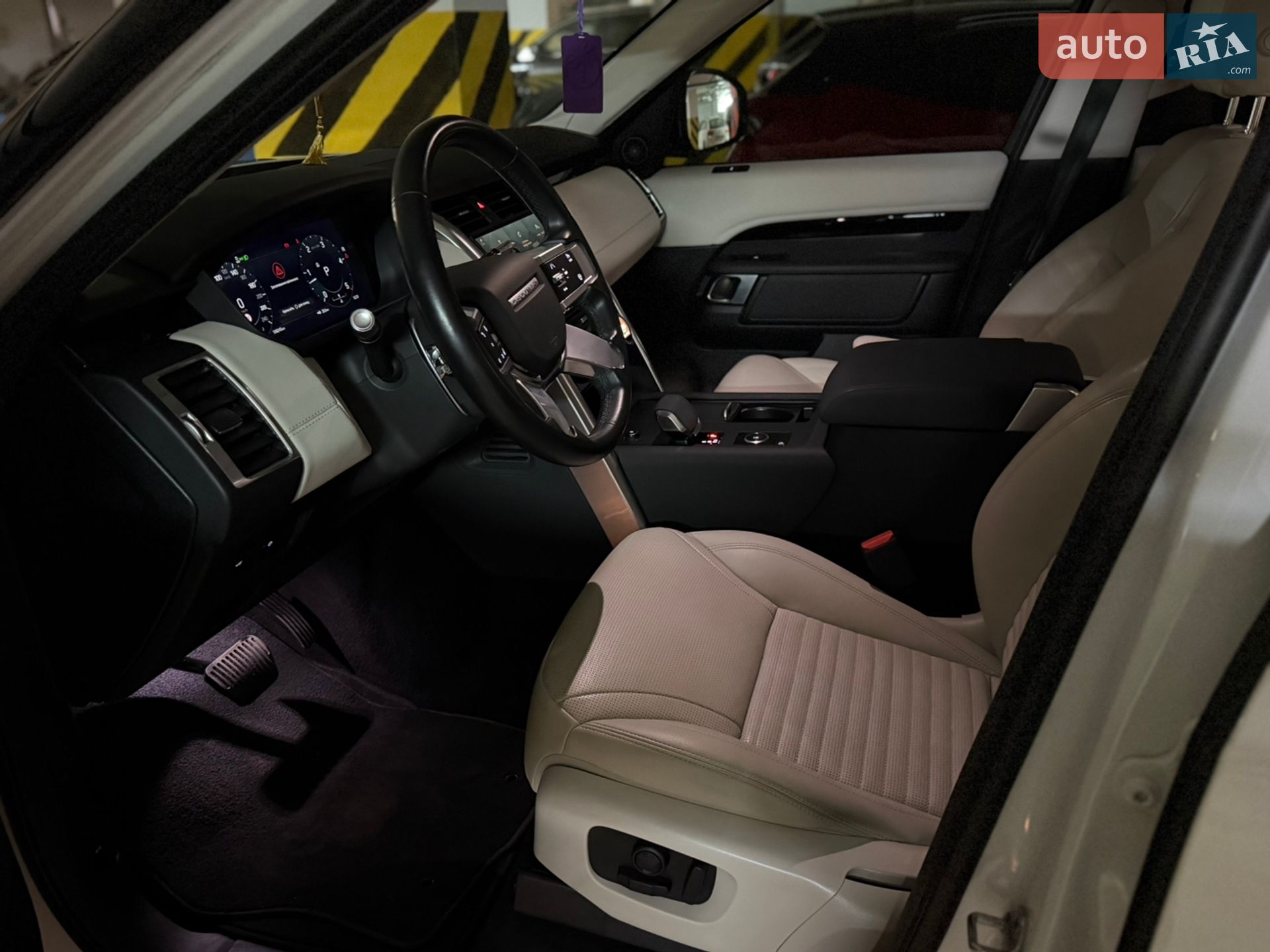 Land Rover Discovery 2021 VIN SALRA2BW9M2453862 фото оголошення 23 з 46