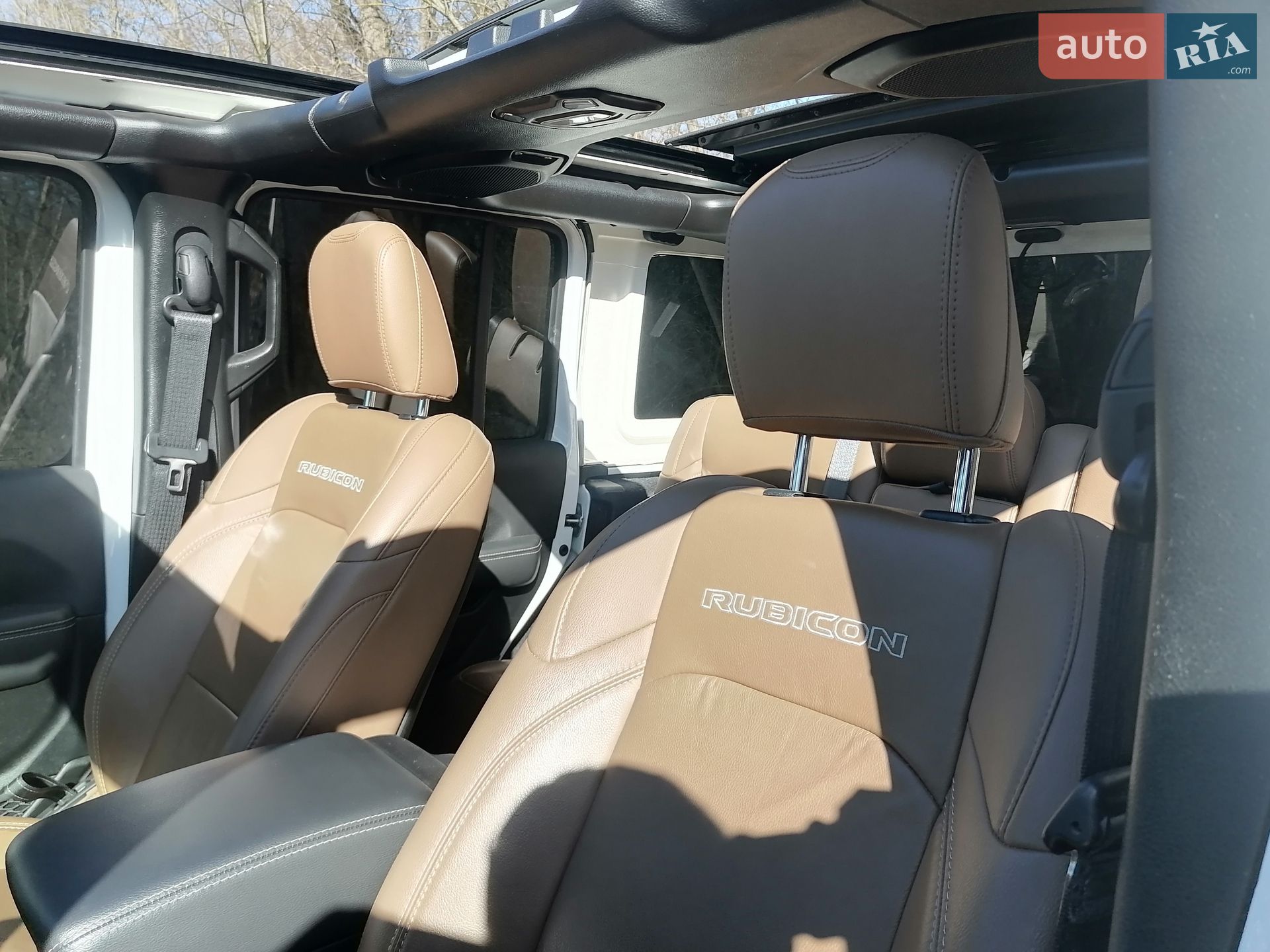 Jeep Wrangler 2021 VIN 1C4HJXFG4MW558613 фото оголошення 4 з 32