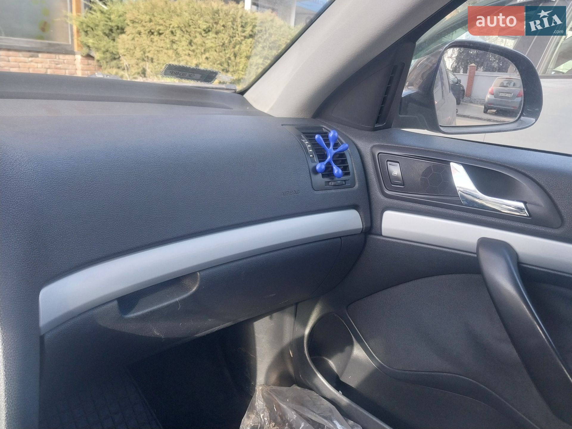 Skoda Octavia 2009 VIN TMBHJ61Z7A2025144 фото оголошення 14 з 24