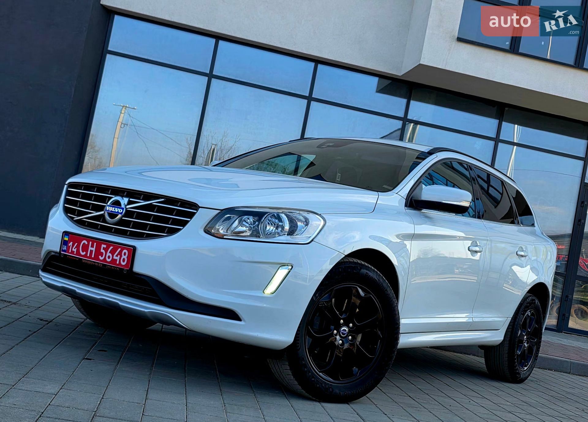Volvo Xc60 2015 VIN YV1DZ73CDF2644911 фото оголошення 7 з 115