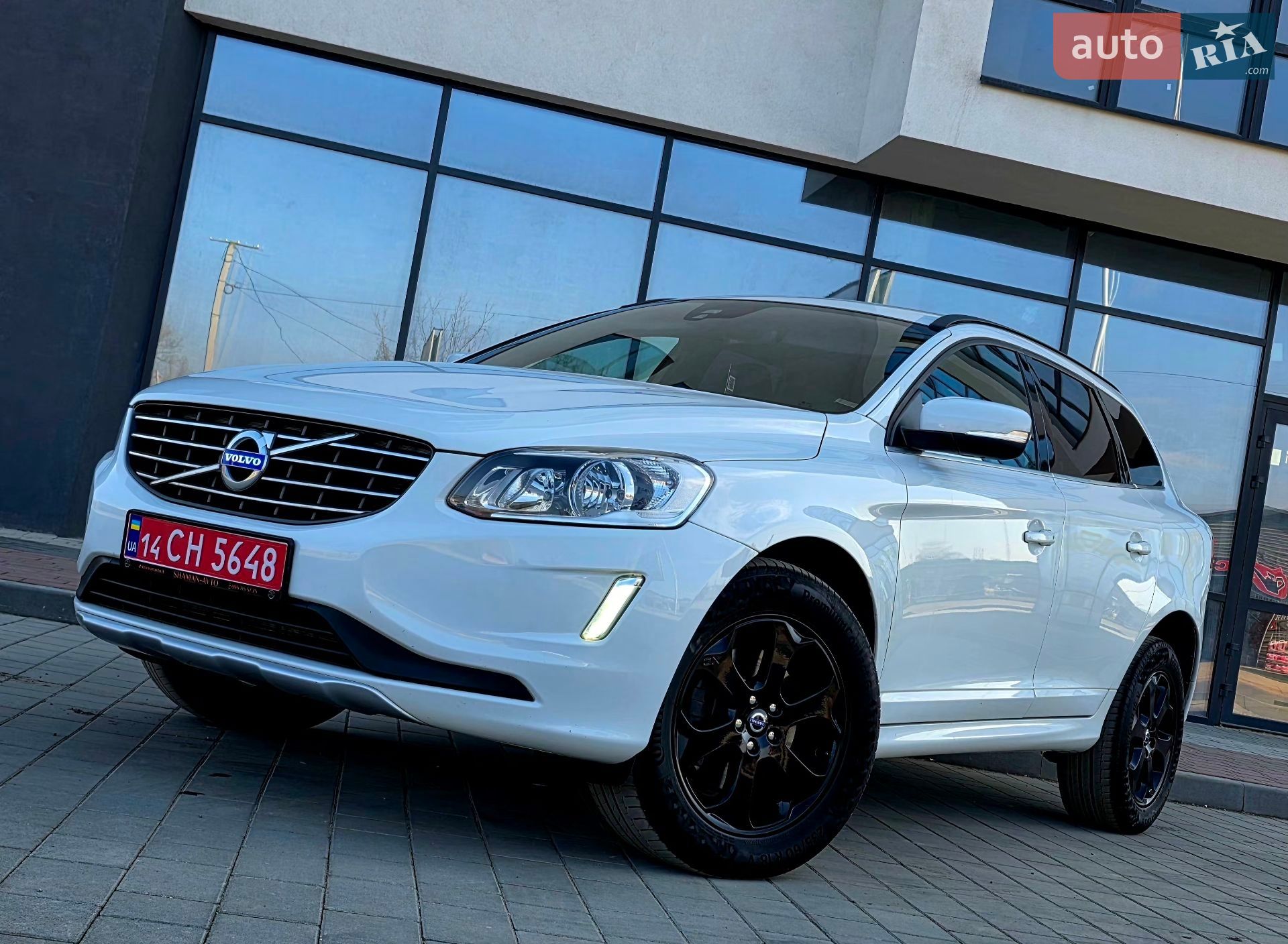 Volvo Xc60 2015 VIN YV1DZ73CDF2644911 фото оголошення 8 з 115