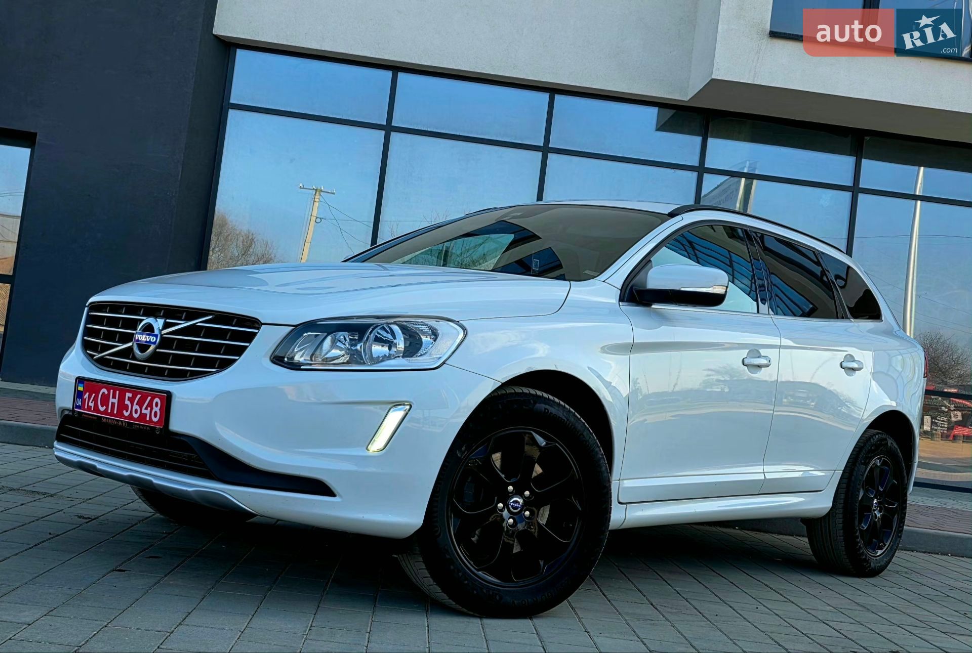 Volvo Xc60 2015 VIN YV1DZ73CDF2644911 фото оголошення 2 з 115