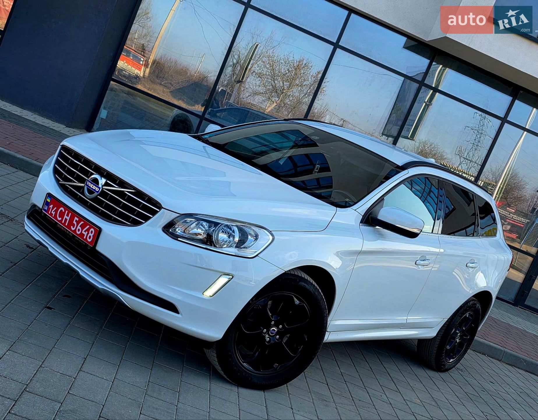 Volvo Xc60 2015 VIN YV1DZ73CDF2644911 фото оголошення 11 з 115