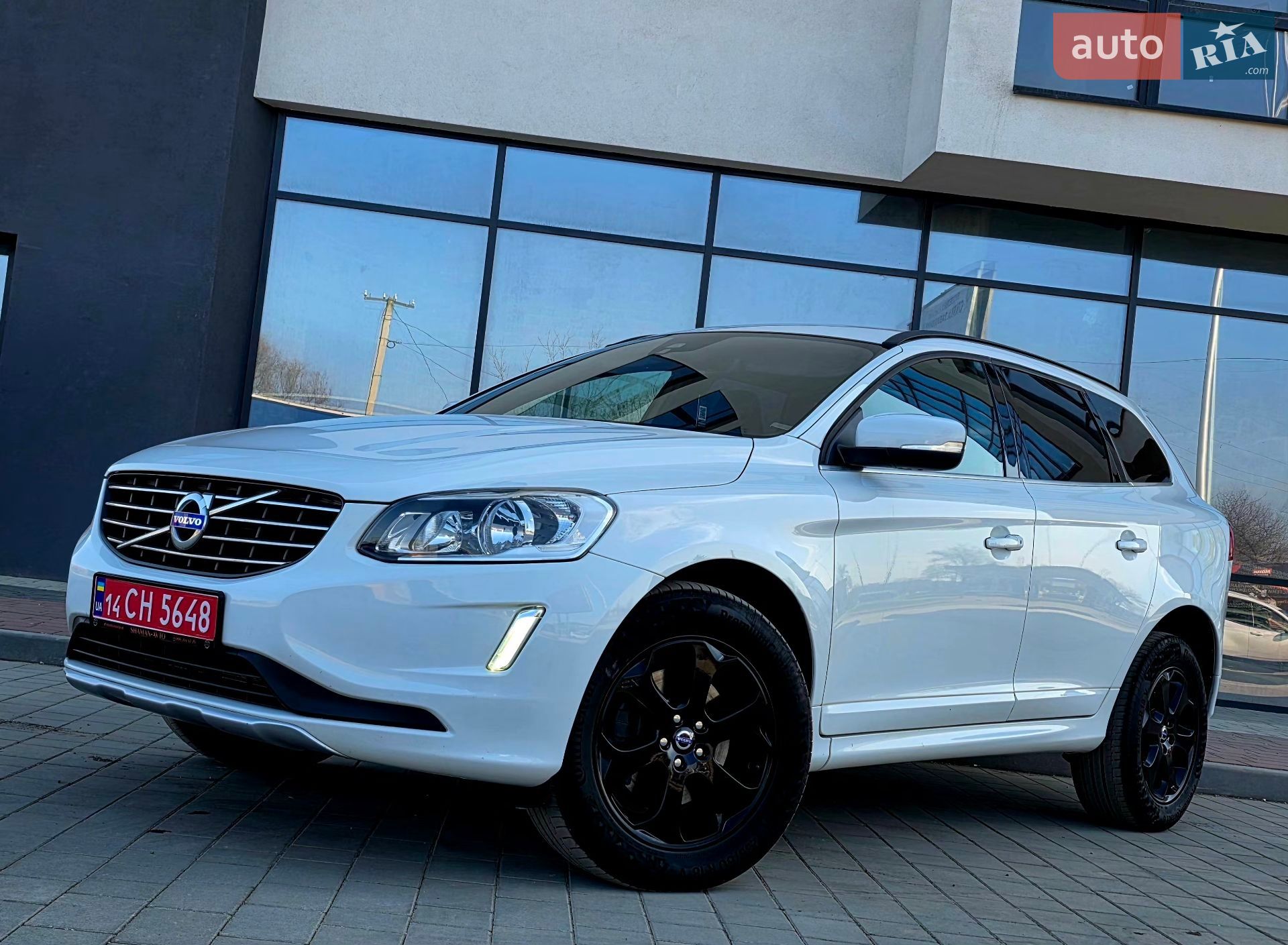 Volvo Xc60 2015 VIN YV1DZ73CDF2644911 фото оголошення 10 з 115