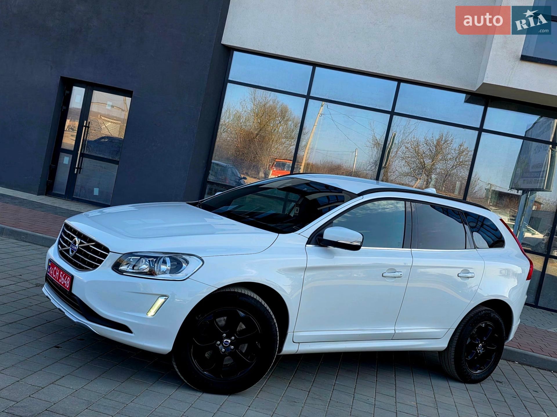 Volvo Xc60 2015 VIN YV1DZ73CDF2644911 фото оголошення 14 з 115