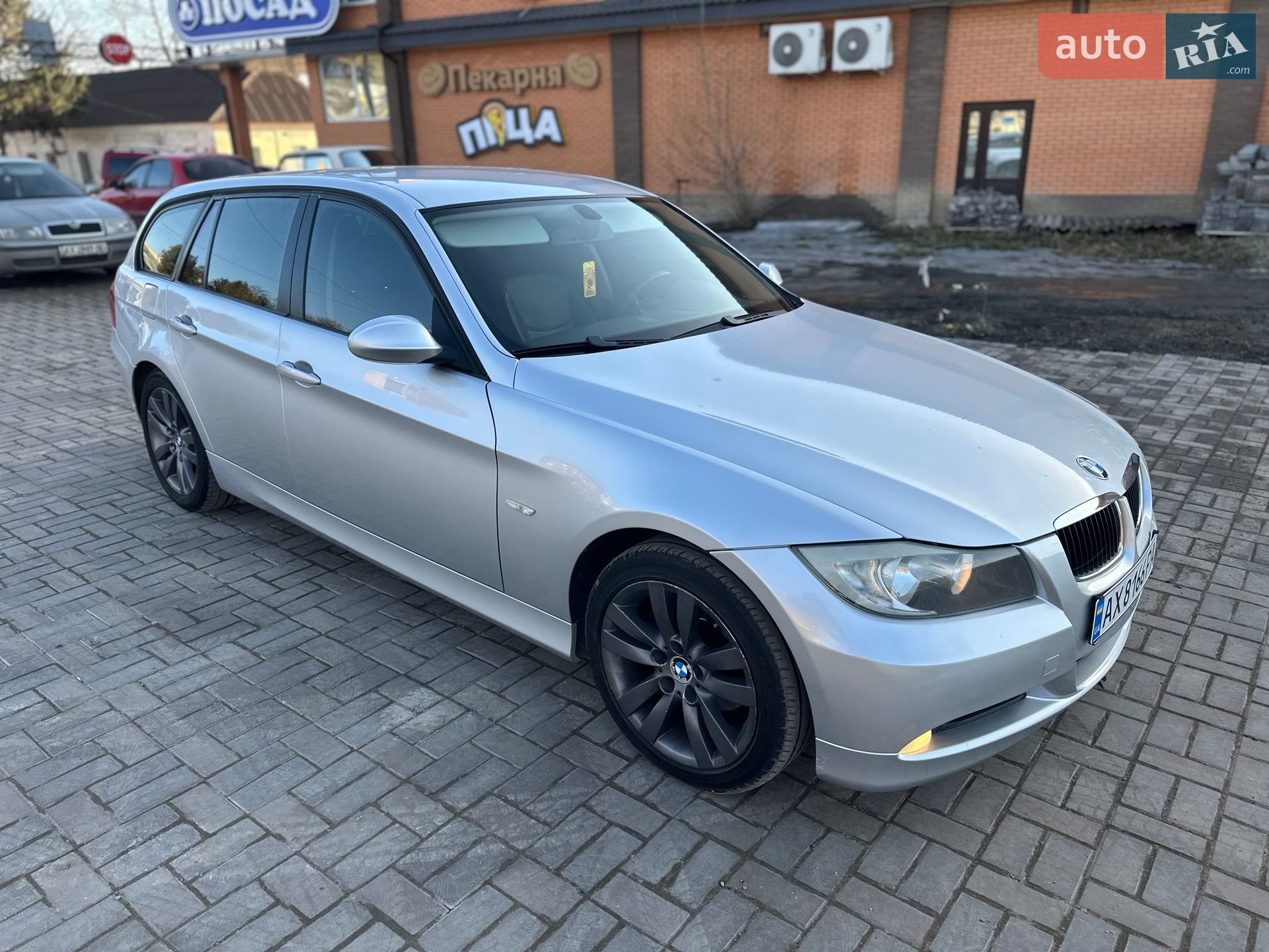 BMW 3 Series 2008 VIN WBAVR31070A150738 фото оголошення 2 з 34