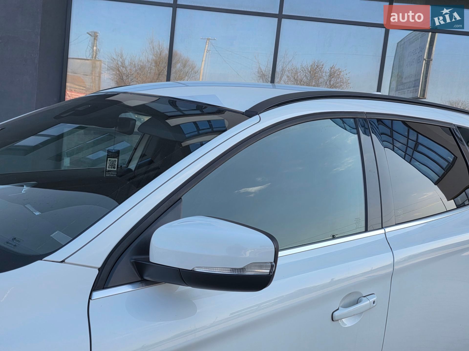 Volvo Xc60 2015 VIN YV1DZ73CDF2644911 фото оголошення 13 з 115