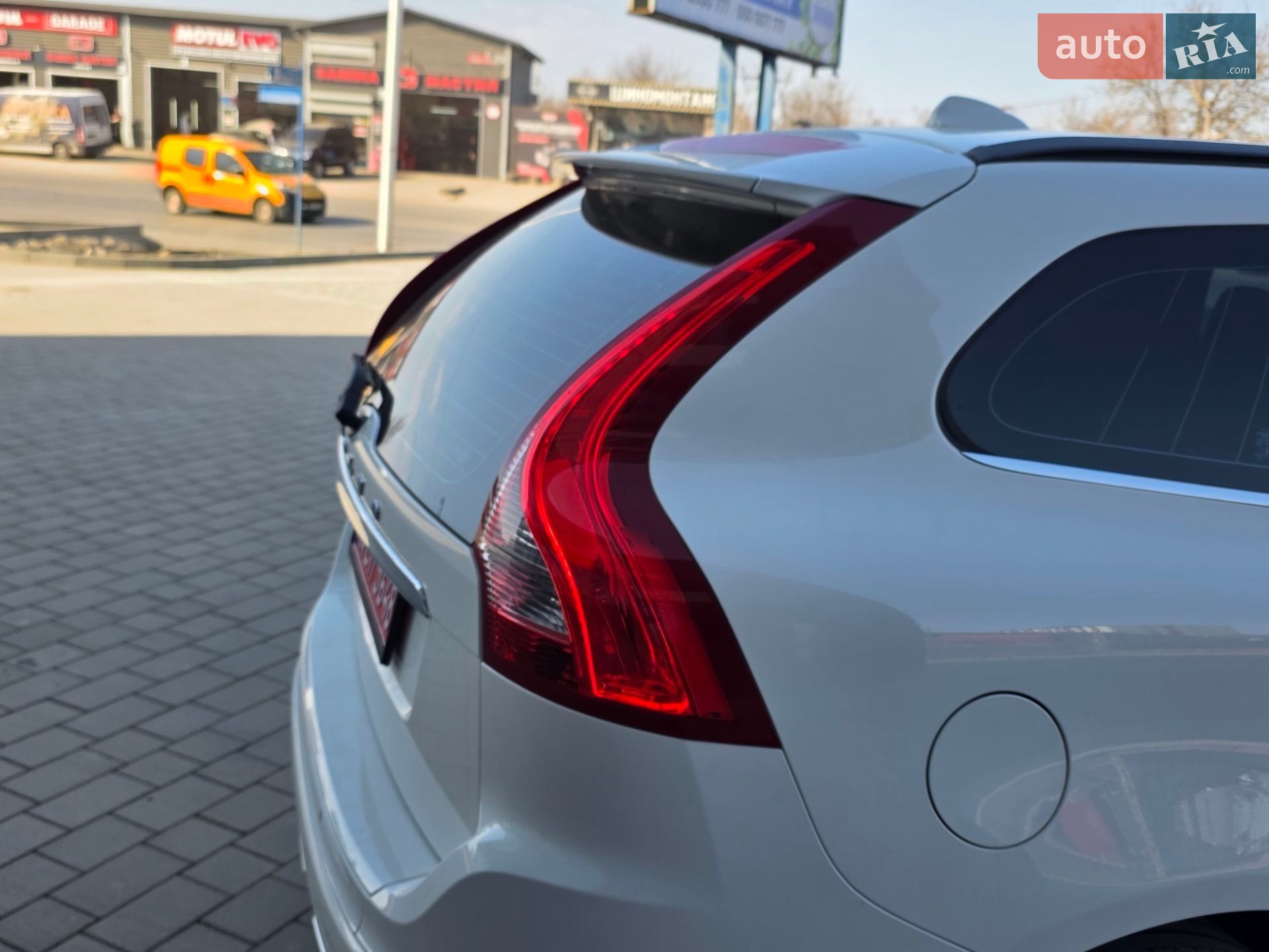 Volvo Xc60 2015 VIN YV1DZ73CDF2644911 фото оголошення 46 з 115