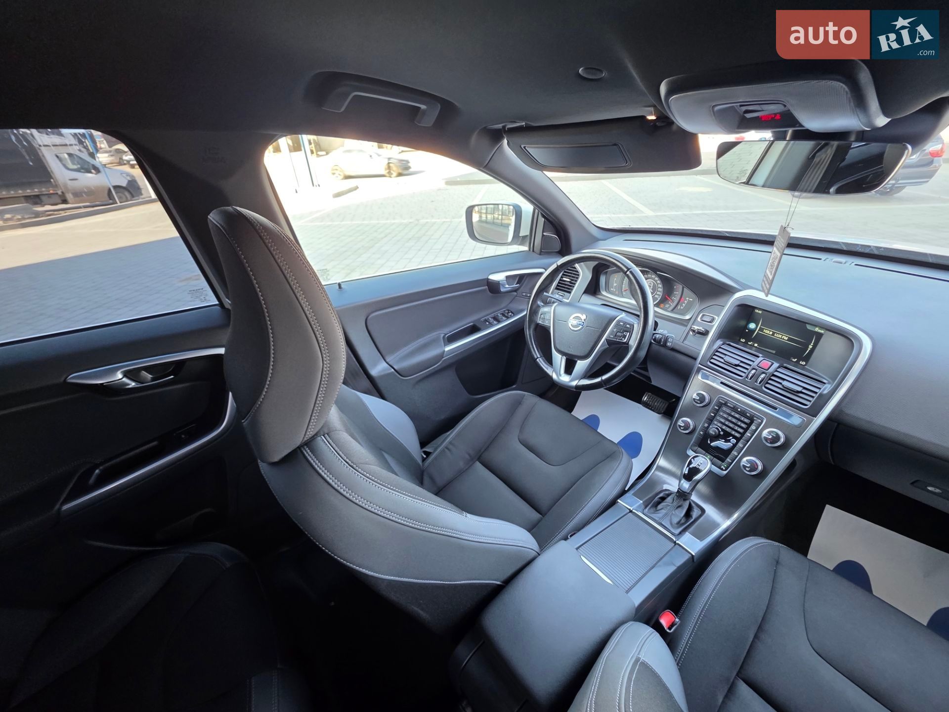 Volvo Xc60 2015 VIN YV1DZ73CDF2644911 фото оголошення 71 з 115