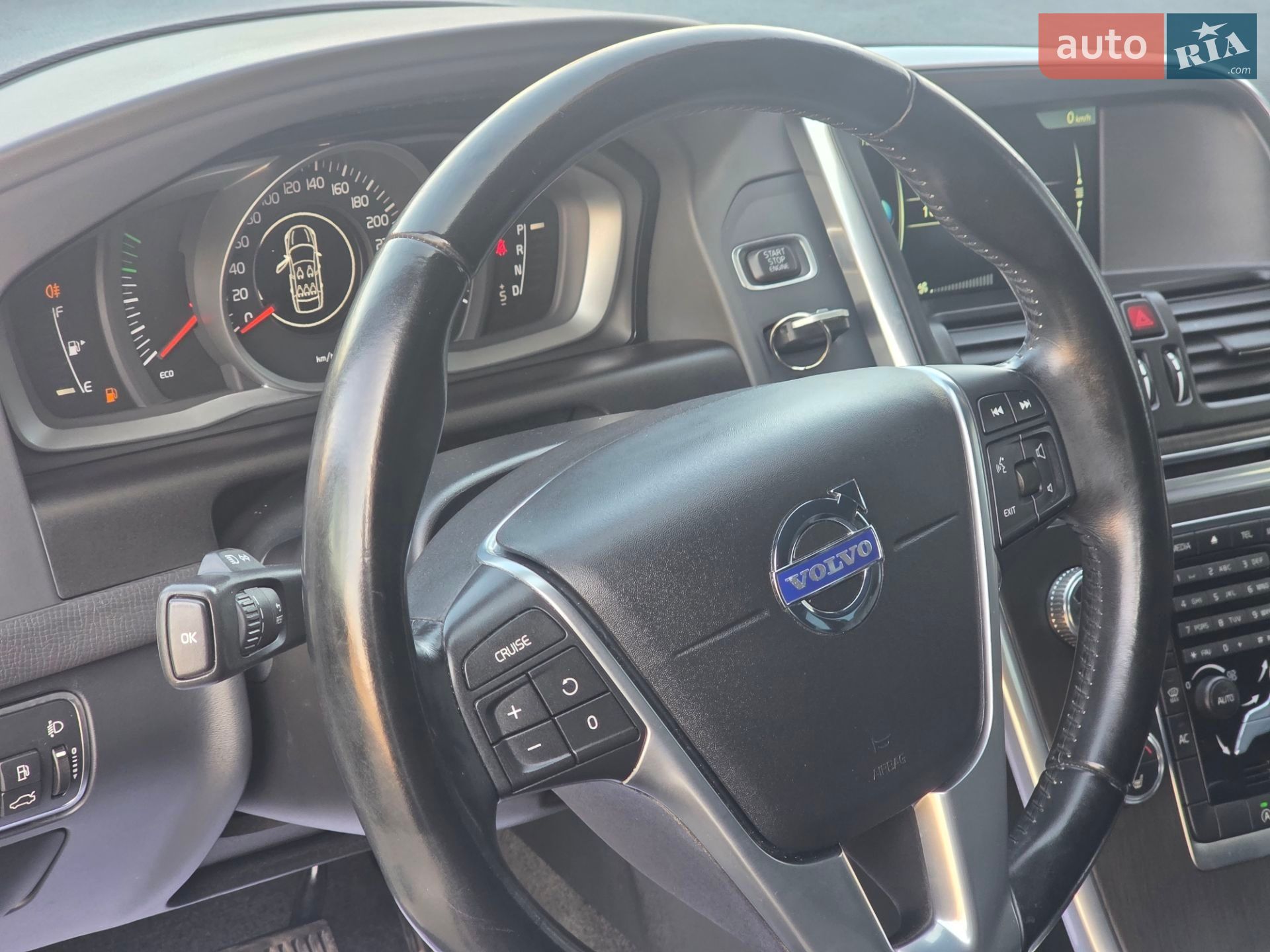 Volvo Xc60 2015 VIN YV1DZ73CDF2644911 фото оголошення 90 з 115