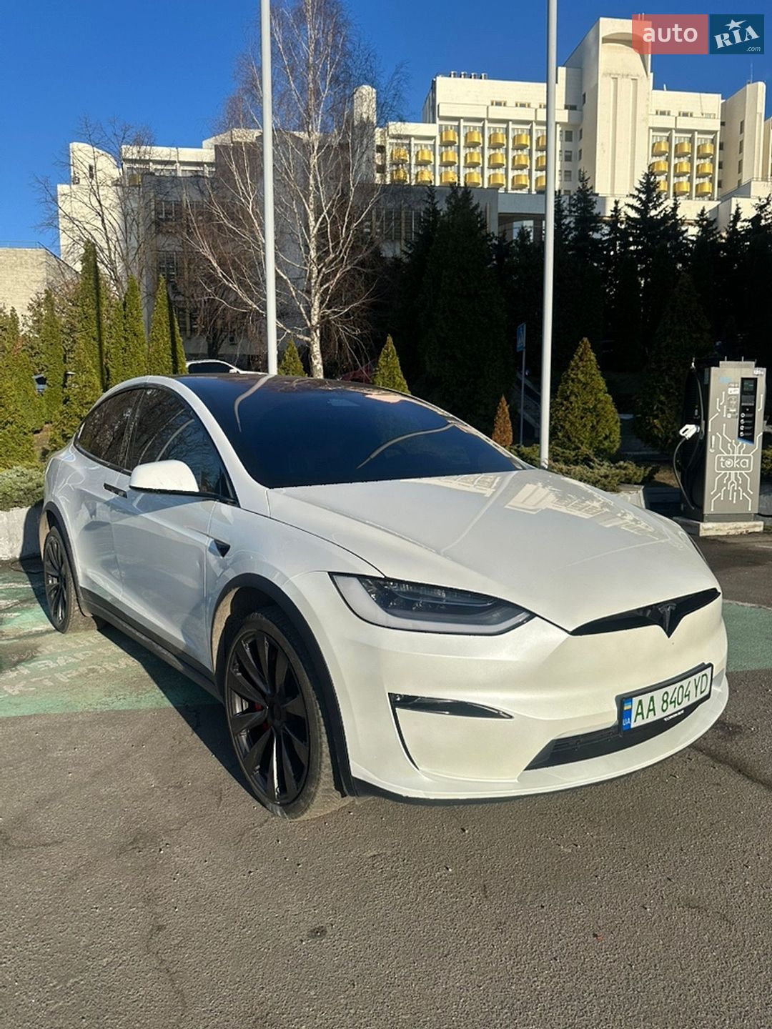 Tesla Model X 2023 VIN 7SAXCBE62PF384618 фото оголошення 2 з 7