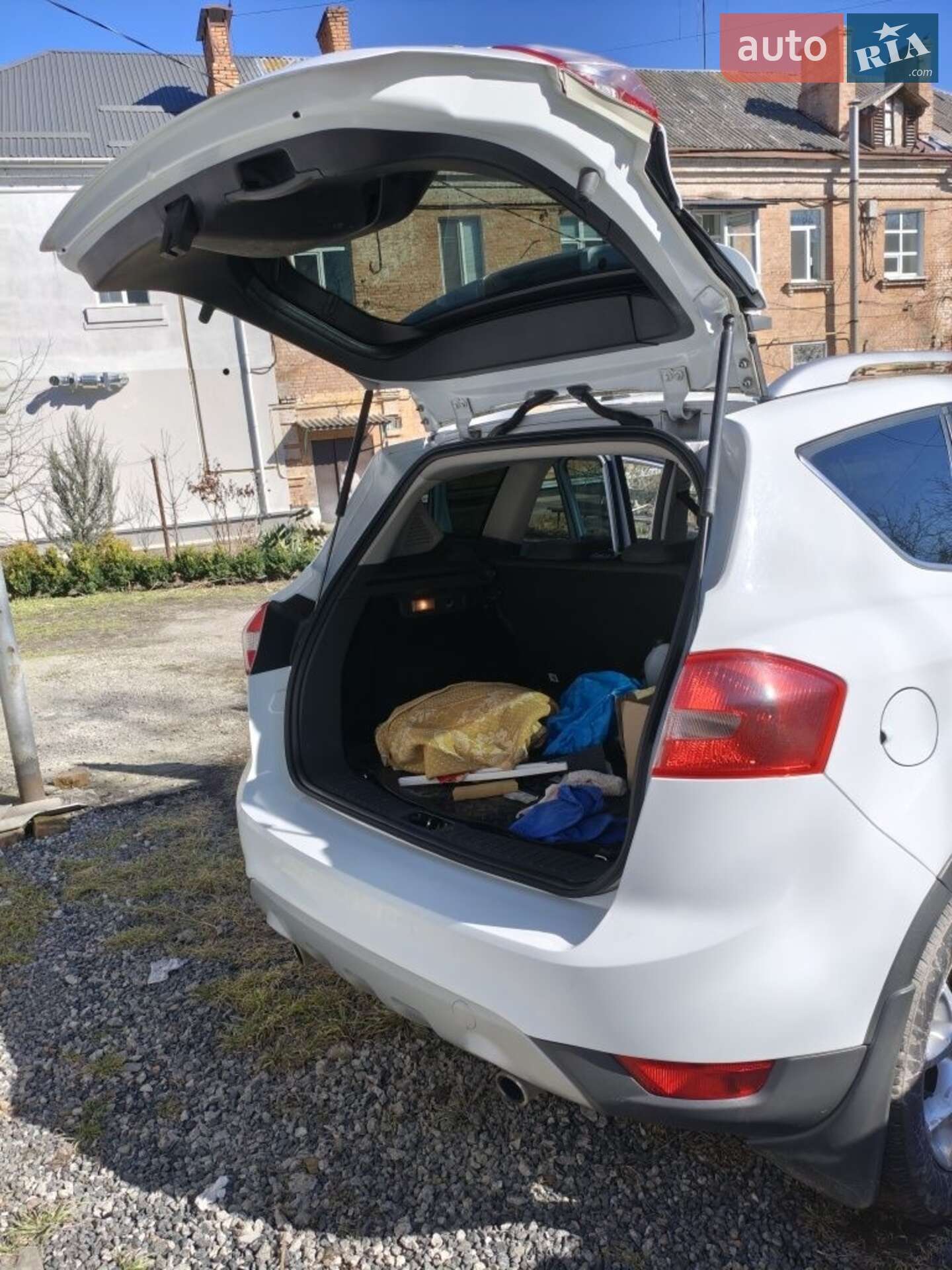 Ford Kuga 2012 VIN WF0RXXGCDRCE17030 фото оголошення 3 з 8