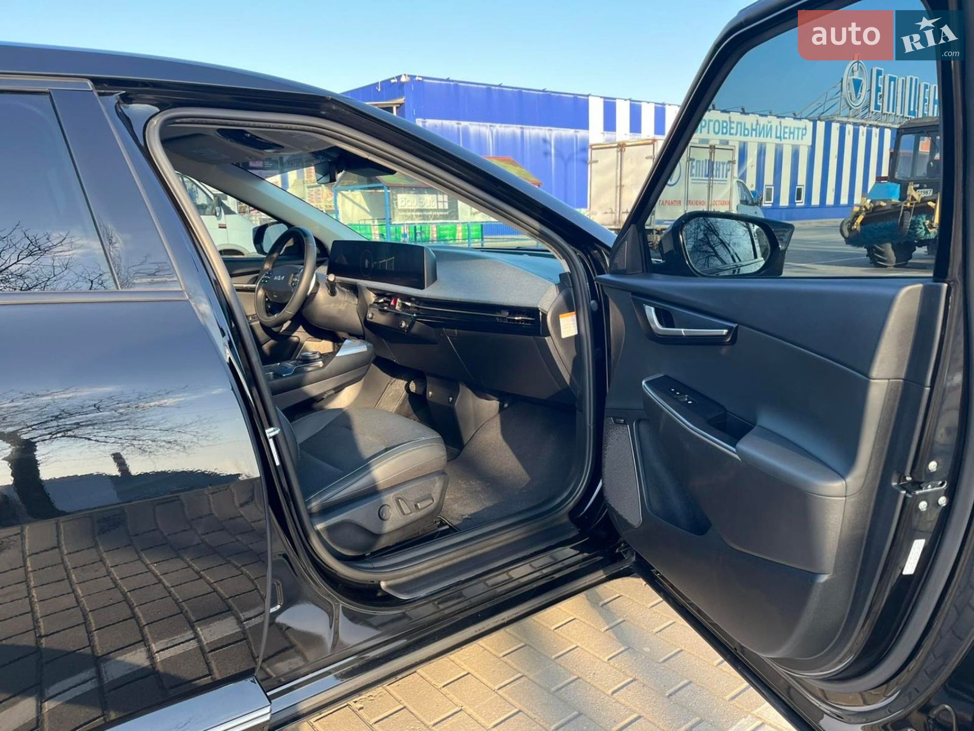 Kia EV6 2023 VIN KNDC34LA1P5126767 фото оголошення 10 з 12