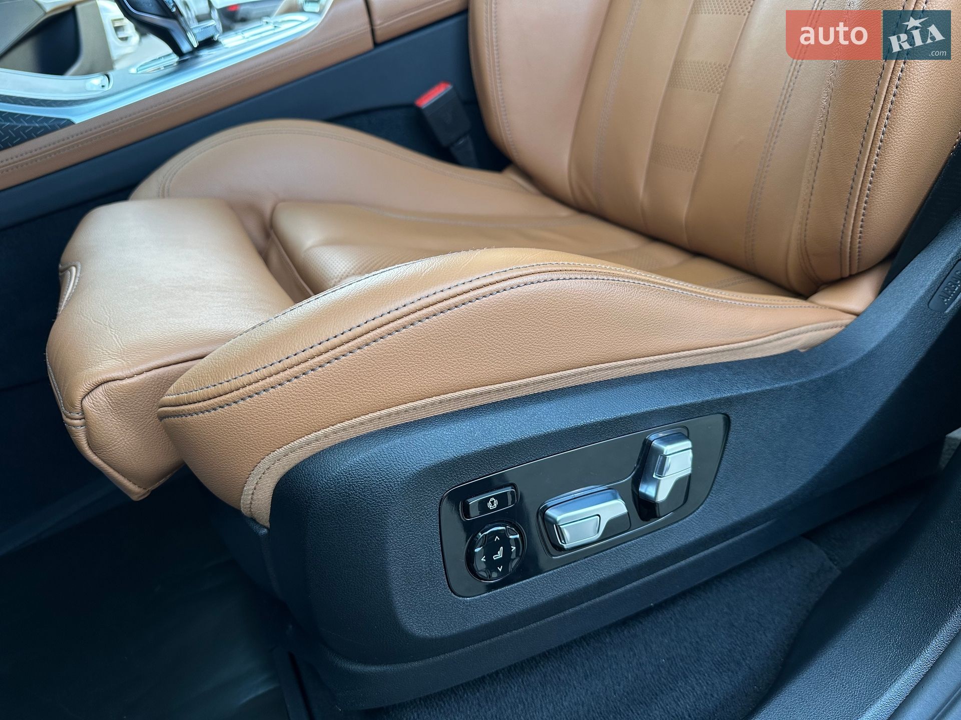 BMW X7 2022 VIN WBACX610609L09796 фото оголошення 54 з 104