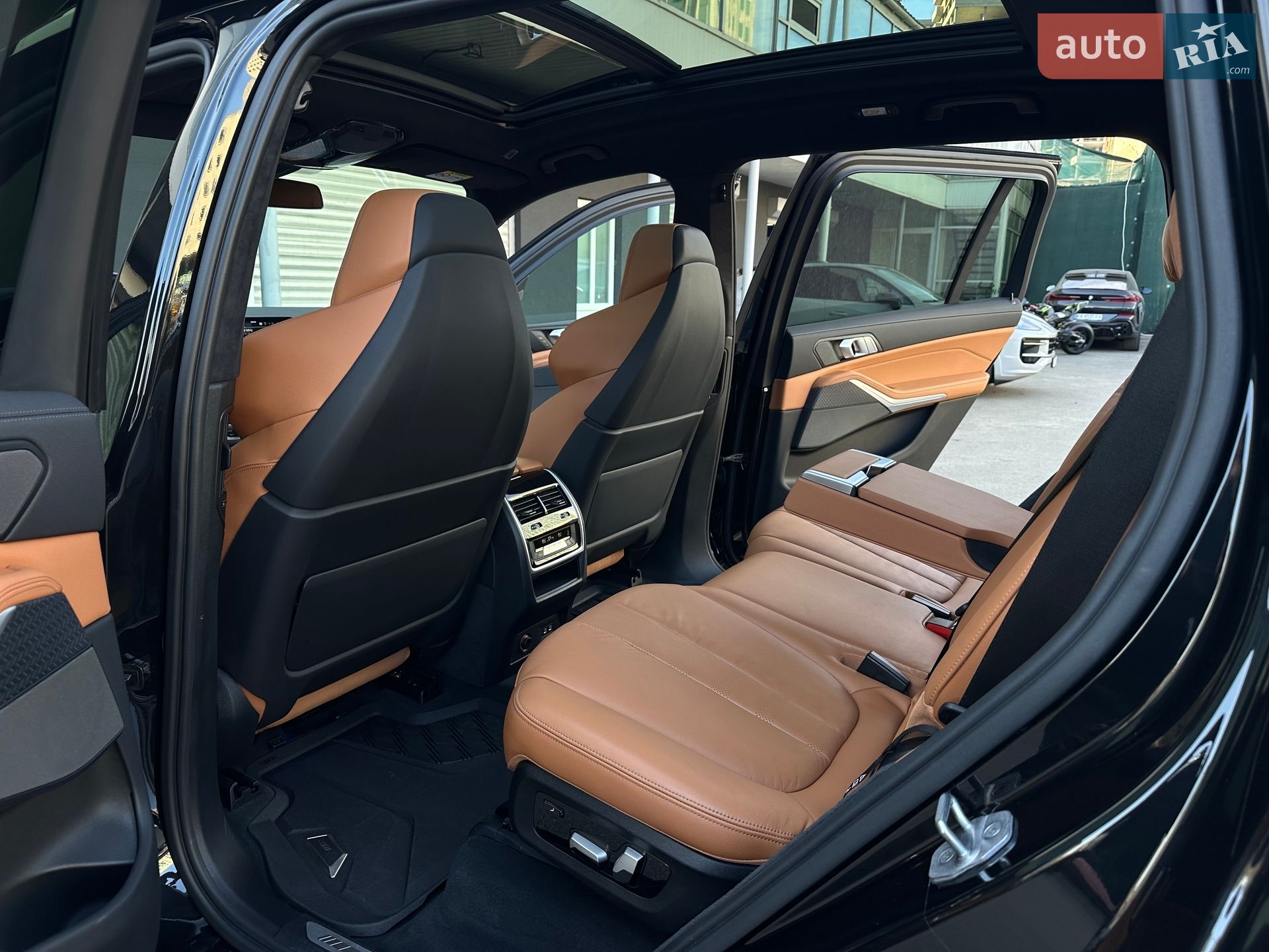 BMW X7 2022 VIN WBACX610609L09796 фото оголошення 77 з 104