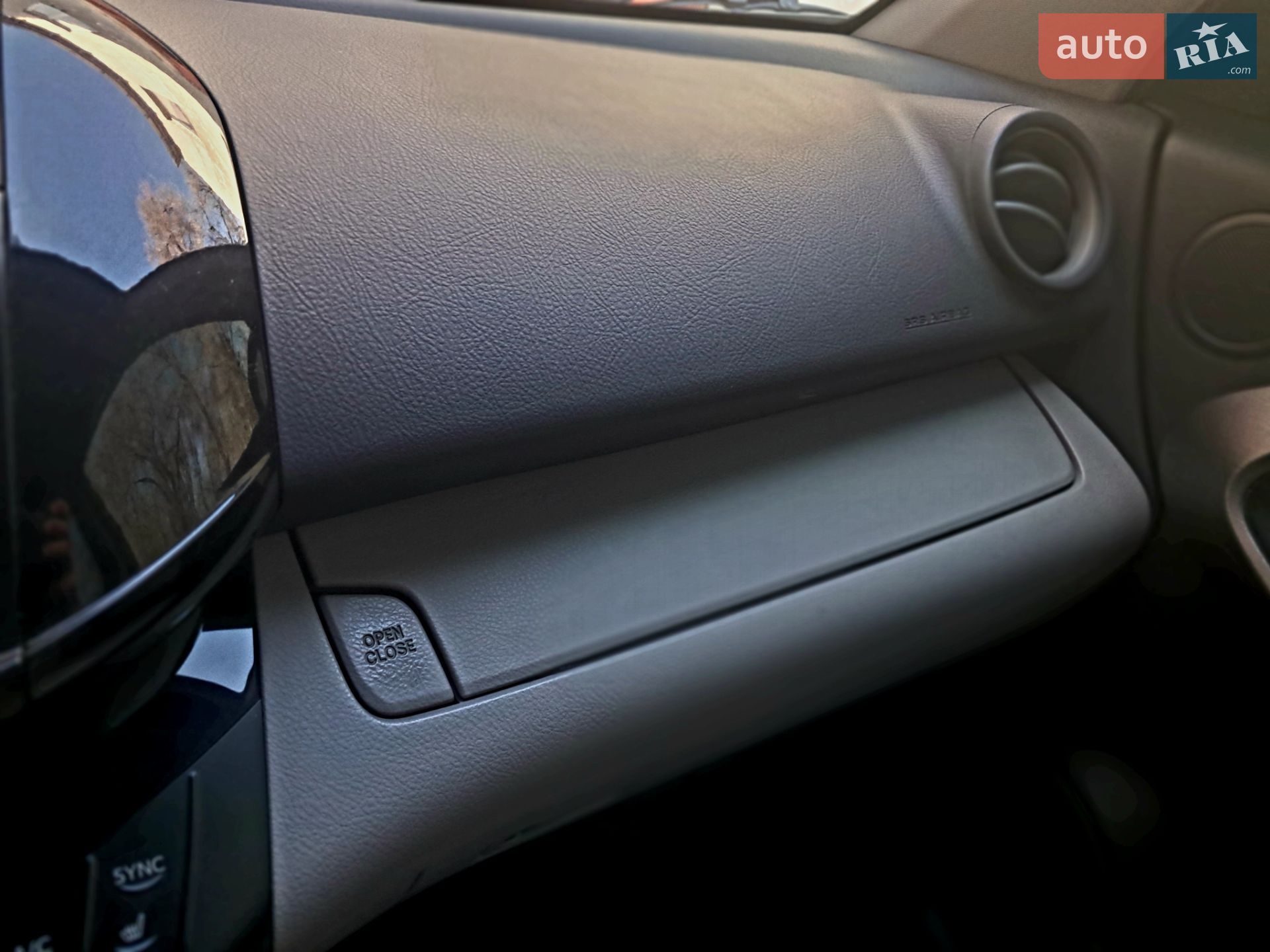Toyota RAV4 EV 2012 VIN 2T3YL4DV1CW001228 фото оголошення 16 з 27