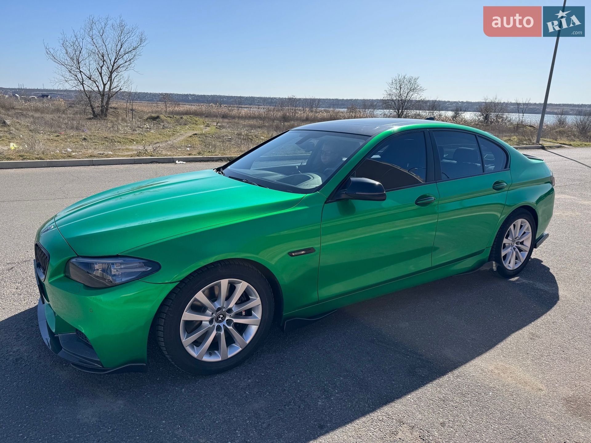 BMW 5 Series 2015 VIN WBA5B3C52GG255515 фото оголошення 32 з 78