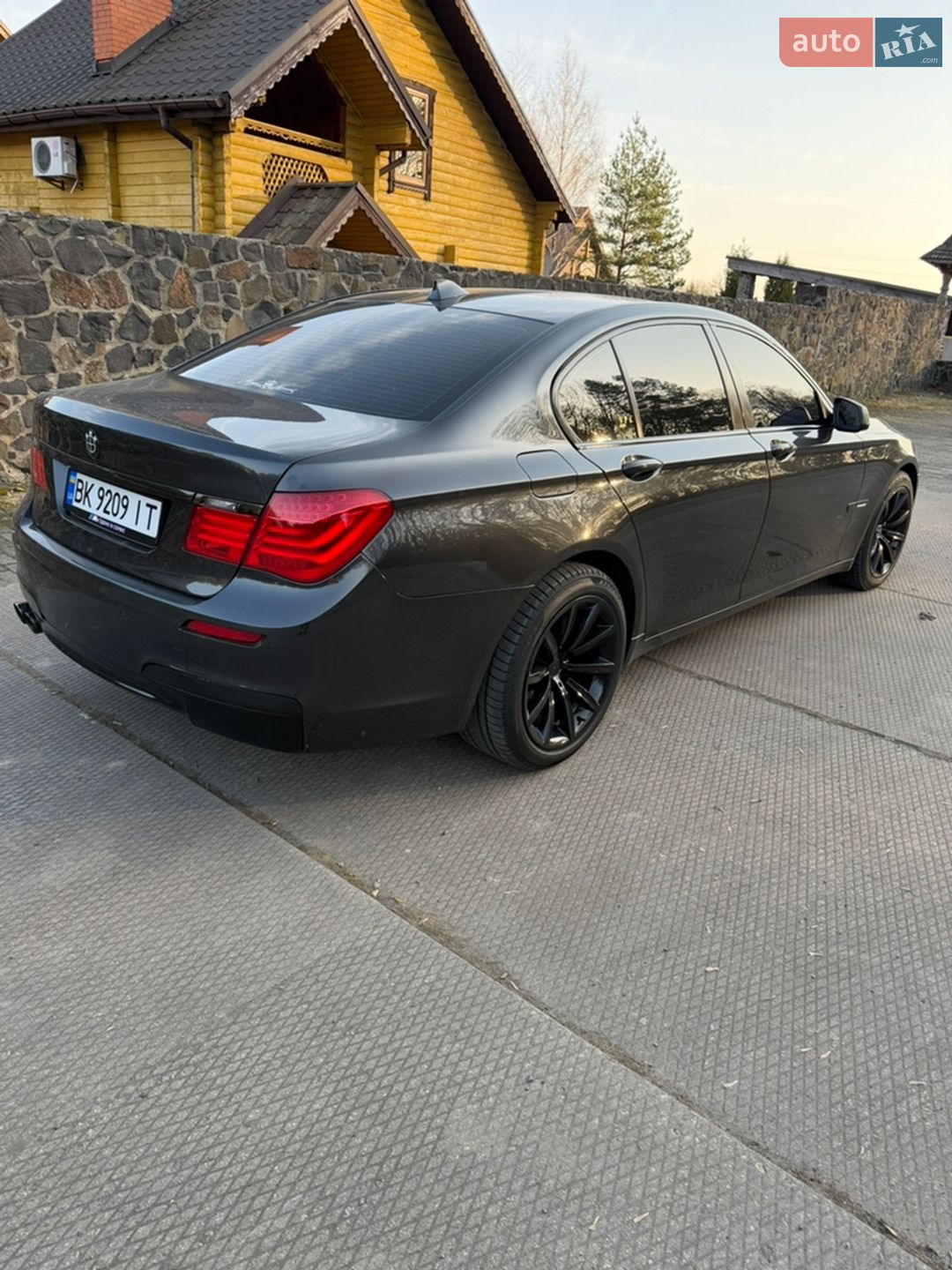 BMW 7 Series 2008 VIN WBAKM21040CY72295 фото оголошення 3 з 18