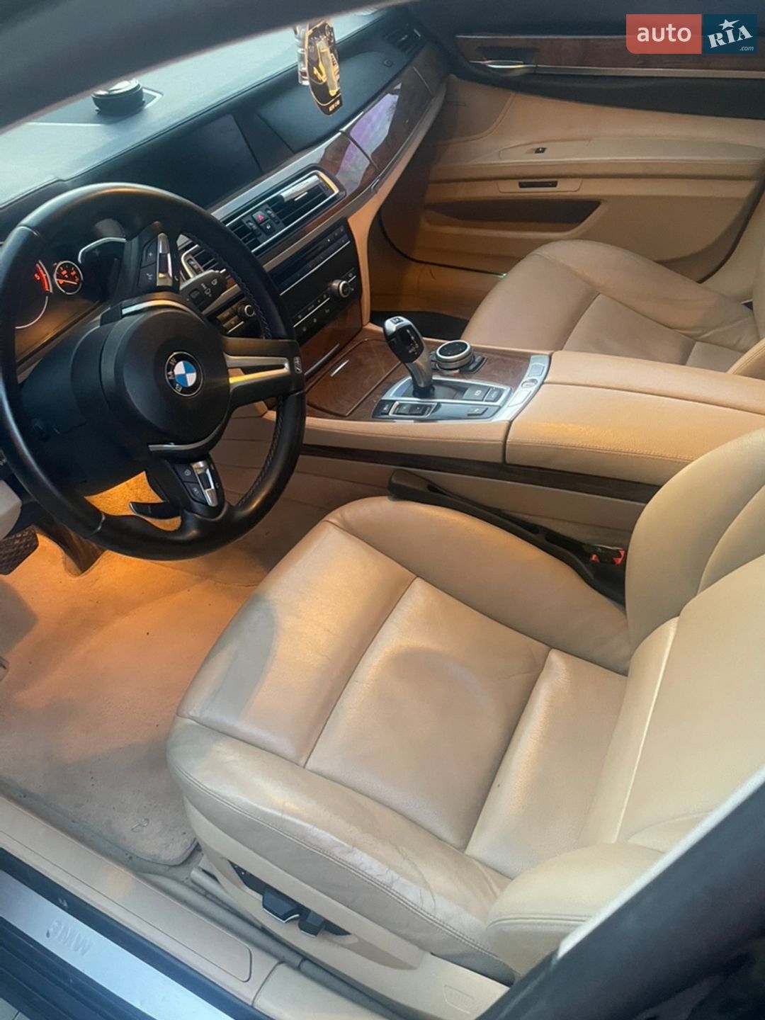 BMW 7 Series 2008 VIN WBAKM21040CY72295 фото оголошення 13 з 18