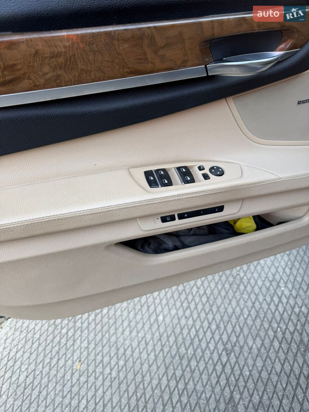 BMW 7 Series 2008 VIN WBAKM21040CY72295 фото оголошення 16 з 18