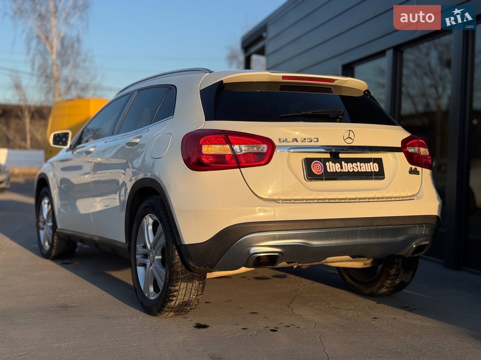 Mercedes-Benz GLA-Class 2015 VIN WDCTG4EB4FJ180722 фото оголошення 7 з 63