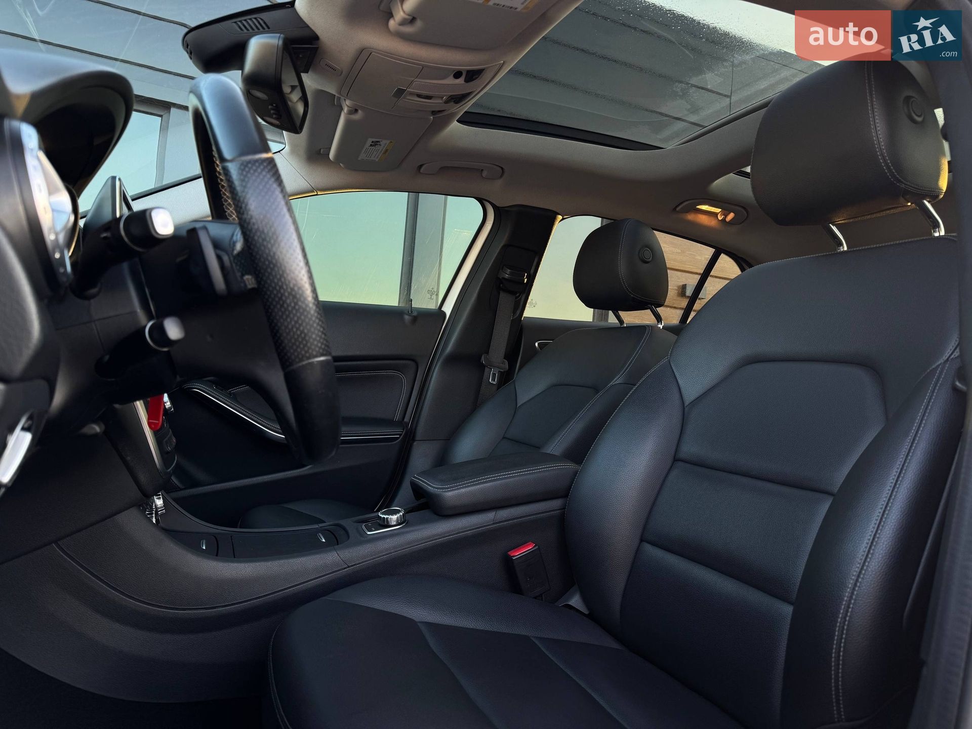 Mercedes-Benz GLA-Class 2015 VIN WDCTG4EB4FJ180722 фото оголошення 25 з 63