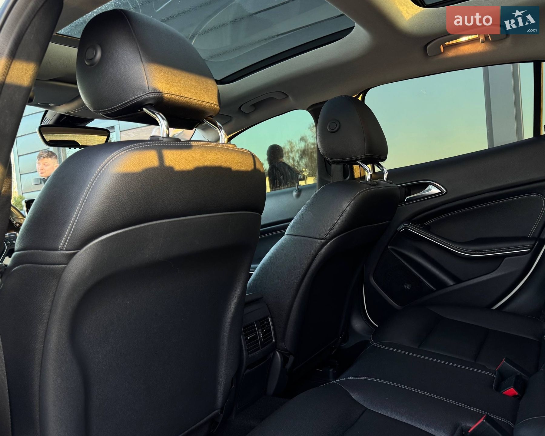 Mercedes-Benz GLA-Class 2015 VIN WDCTG4EB4FJ180722 фото оголошення 39 з 63