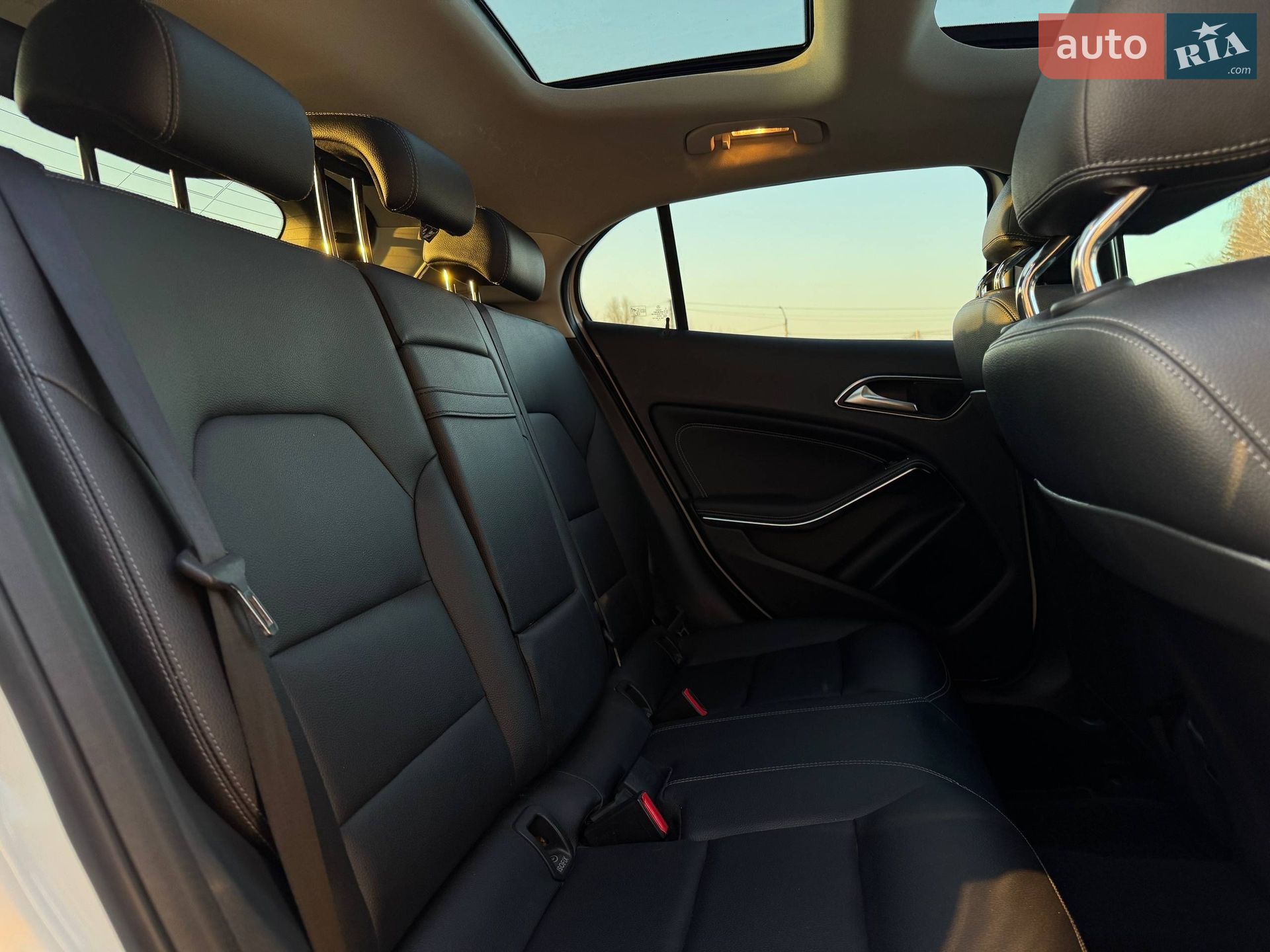 Mercedes-Benz GLA-Class 2015 VIN WDCTG4EB4FJ180722 фото оголошення 45 з 63