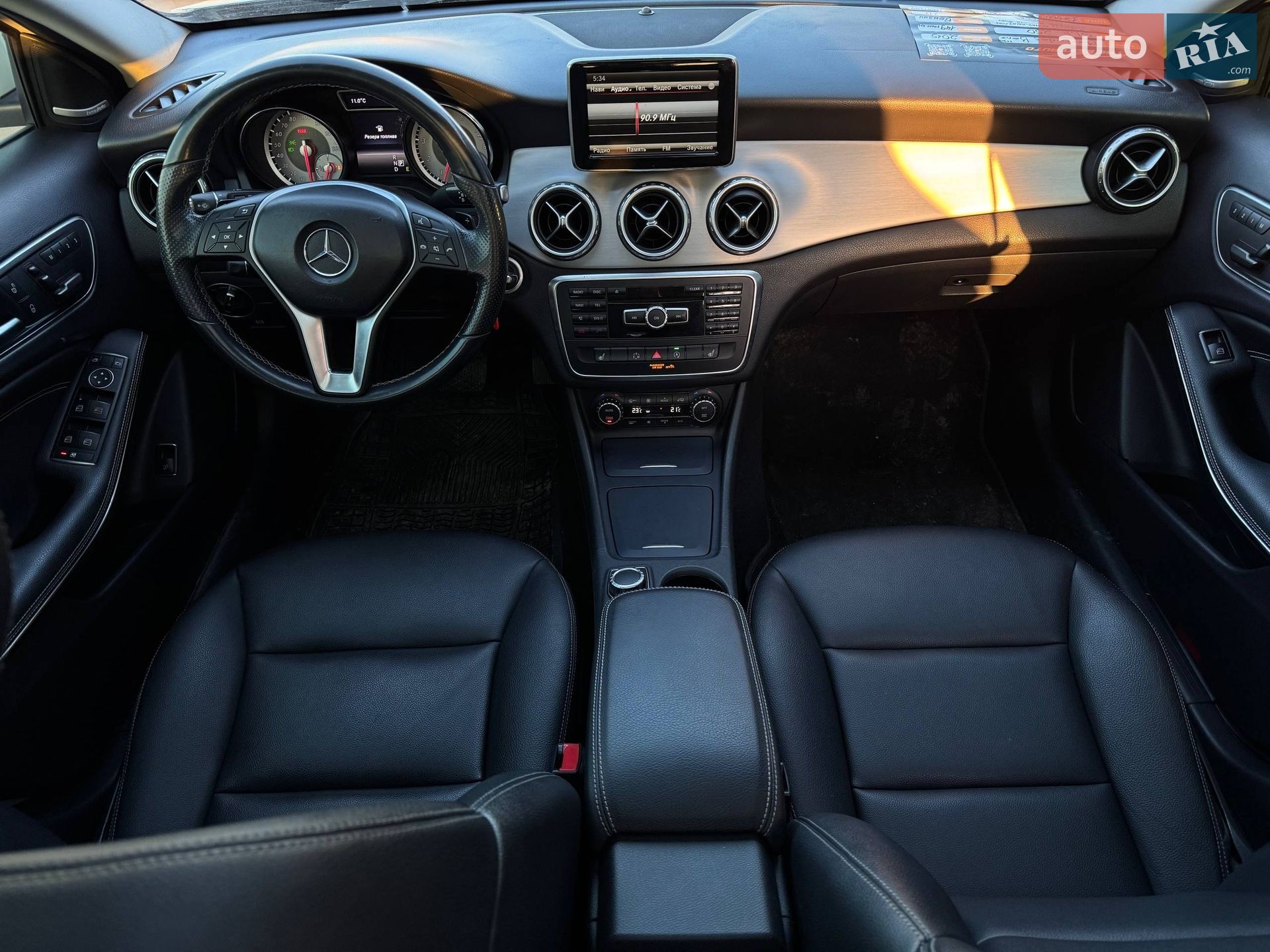 Mercedes-Benz GLA-Class 2015 VIN WDCTG4EB4FJ180722 фото оголошення 48 з 63