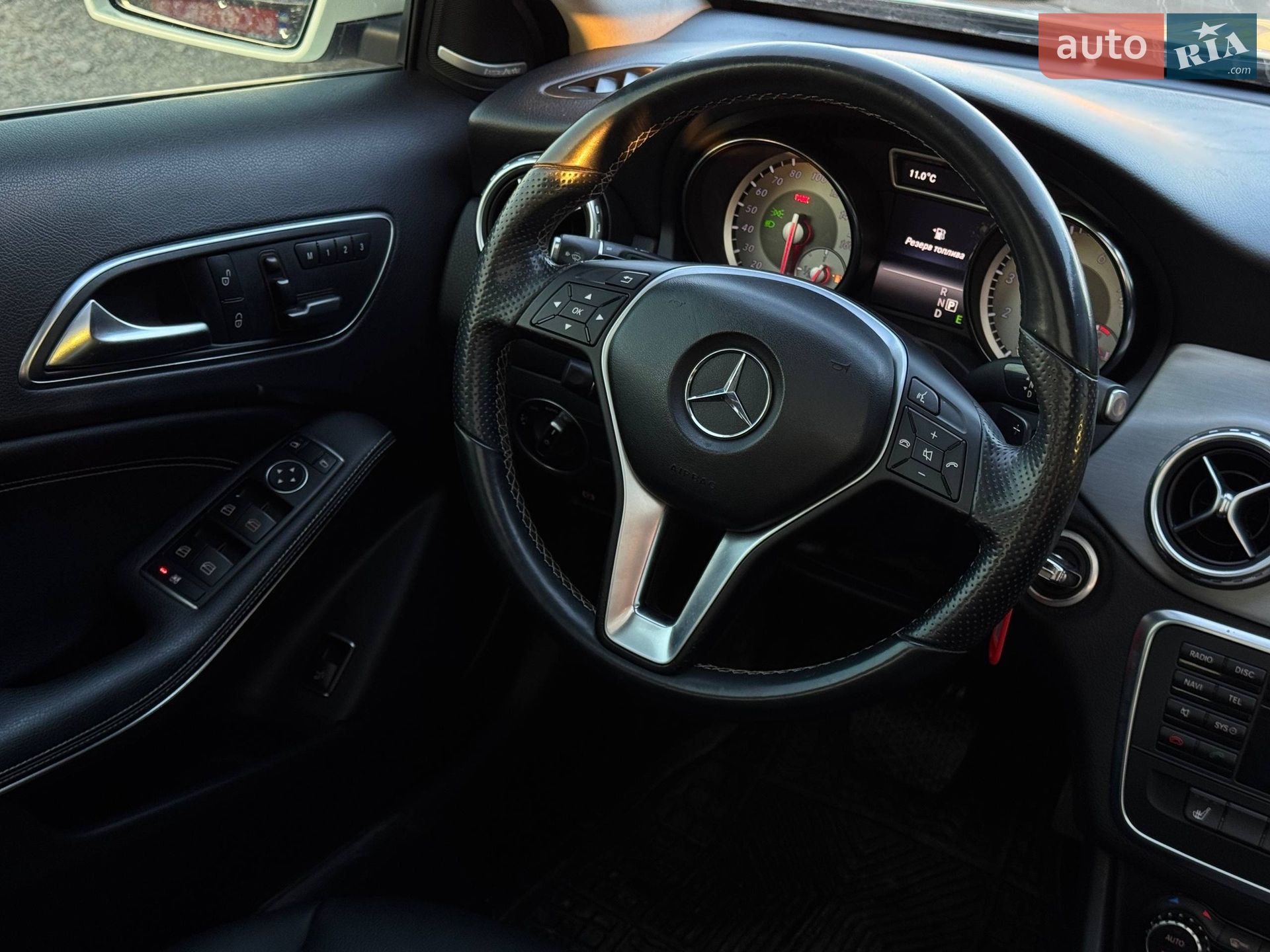 Mercedes-Benz GLA-Class 2015 VIN WDCTG4EB4FJ180722 фото оголошення 50 з 63