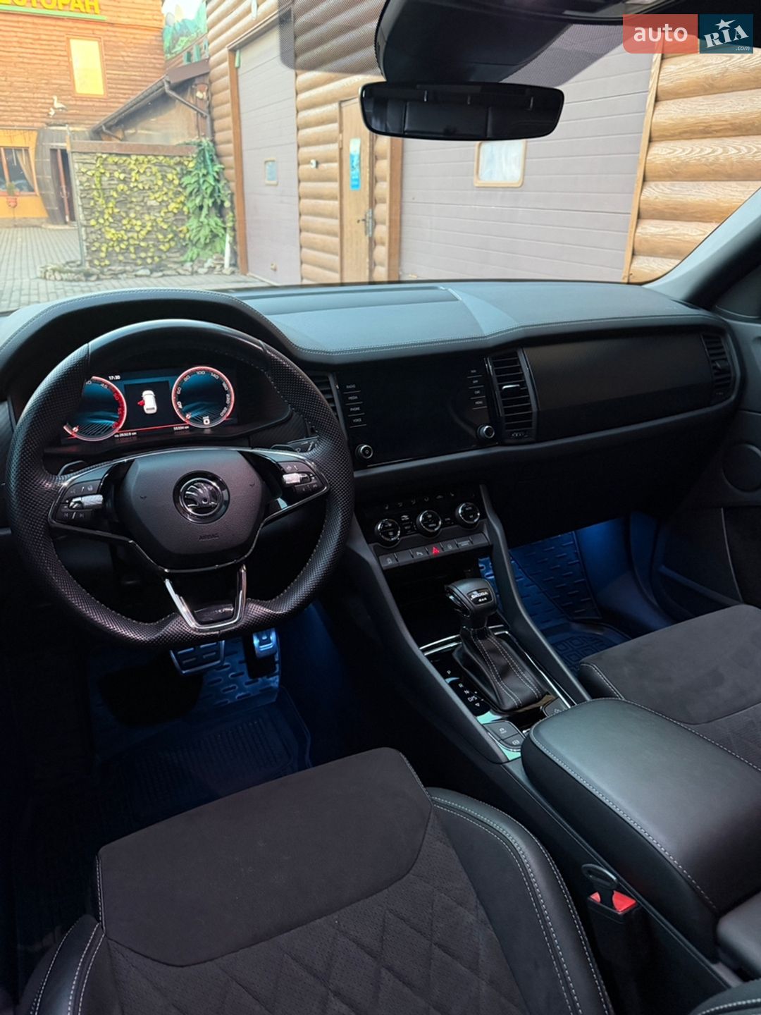 Skoda Kodiaq 2023 VIN TMBLN7NS6RB400762 фото оголошення 4 з 35