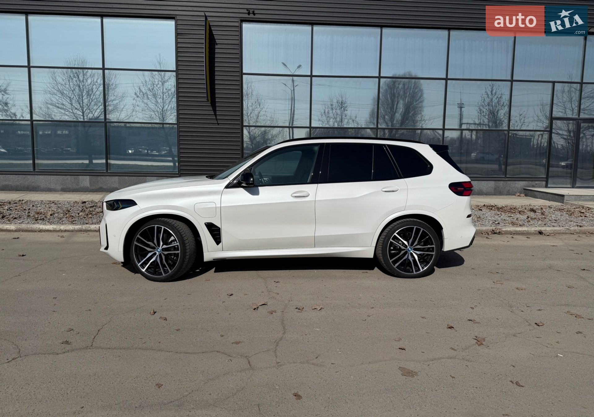 BMW X5 2024 VIN 5UX43EU01S9X00154 фото оголошення 2 з 14