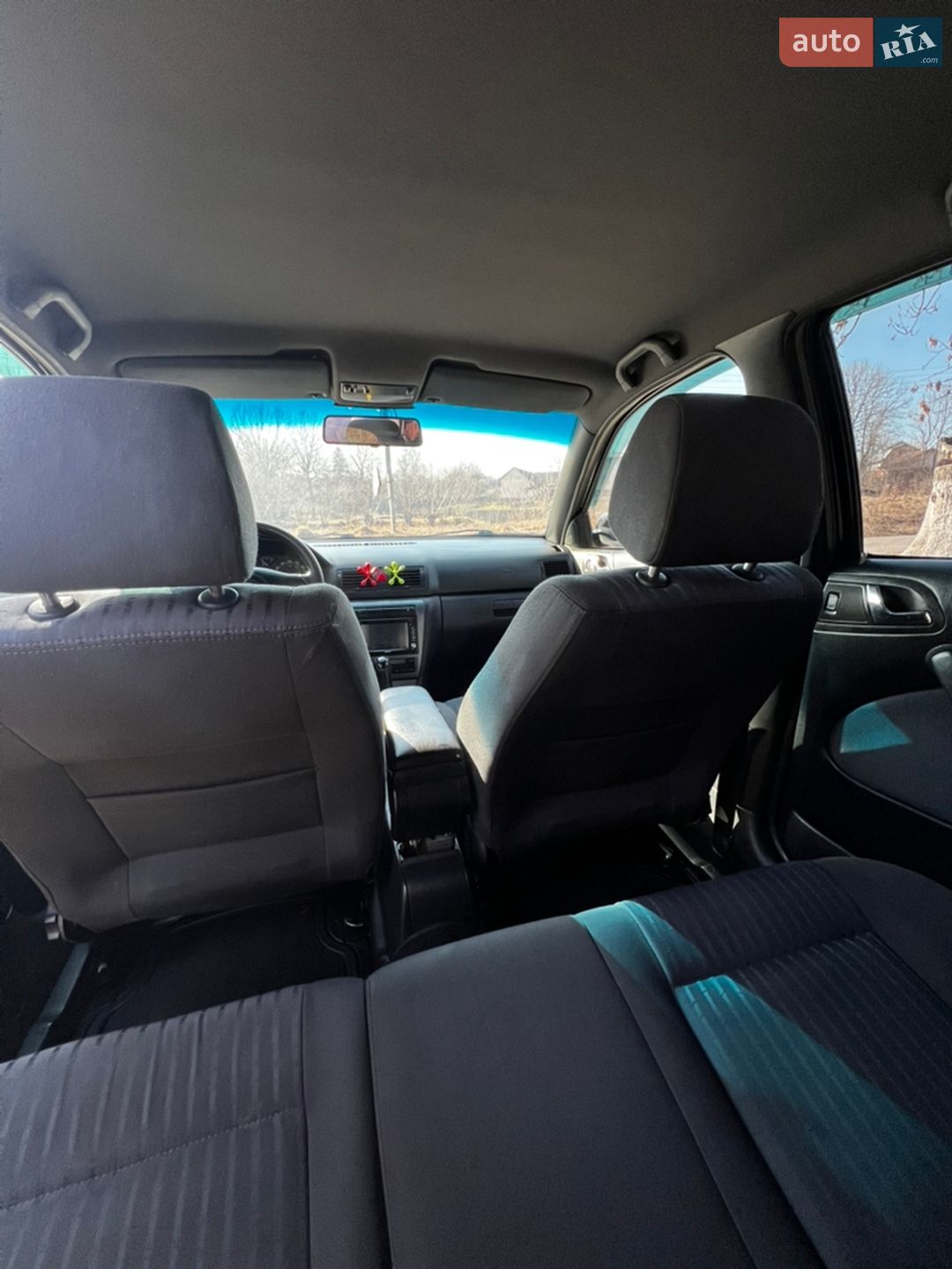 Skoda Octavia 2008 VIN TMBDL41U68B011800 фото оголошення 2 з 12