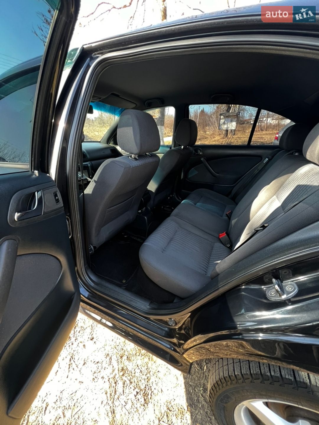 Skoda Octavia 2008 VIN TMBDL41U68B011800 фото оголошення 4 з 12