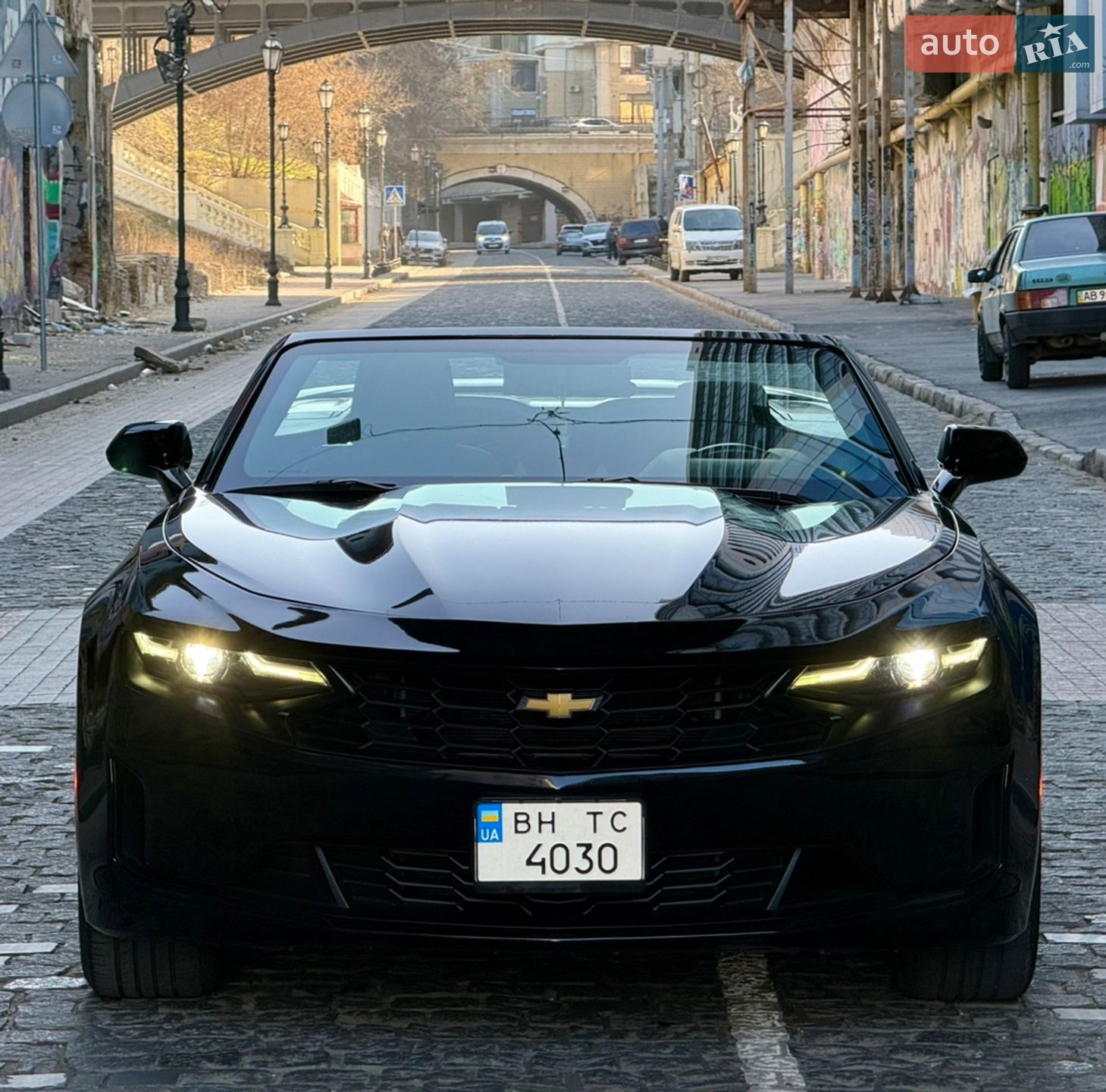 CHEVROLET CAMARO 2019 VIN 1G1FB3DS8K0142237 фото оголошення 5 з 108
