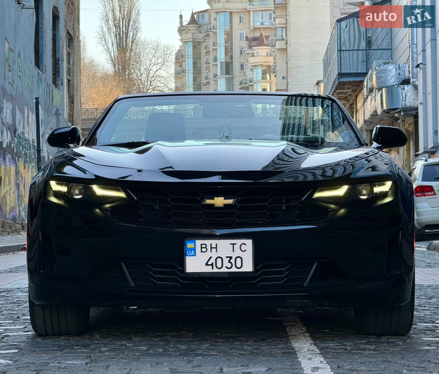 CHEVROLET CAMARO 2019 VIN 1G1FB3DS8K0142237 фото оголошення 6 з 108