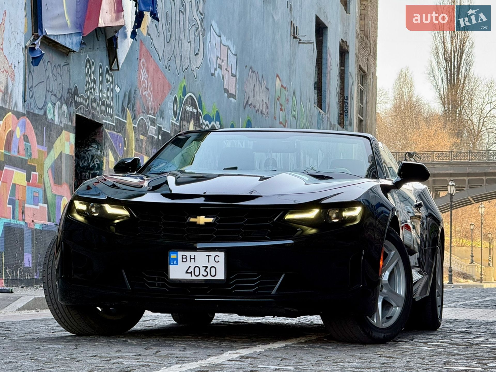 CHEVROLET CAMARO 2019 VIN 1G1FB3DS8K0142237 фото оголошення 10 з 108