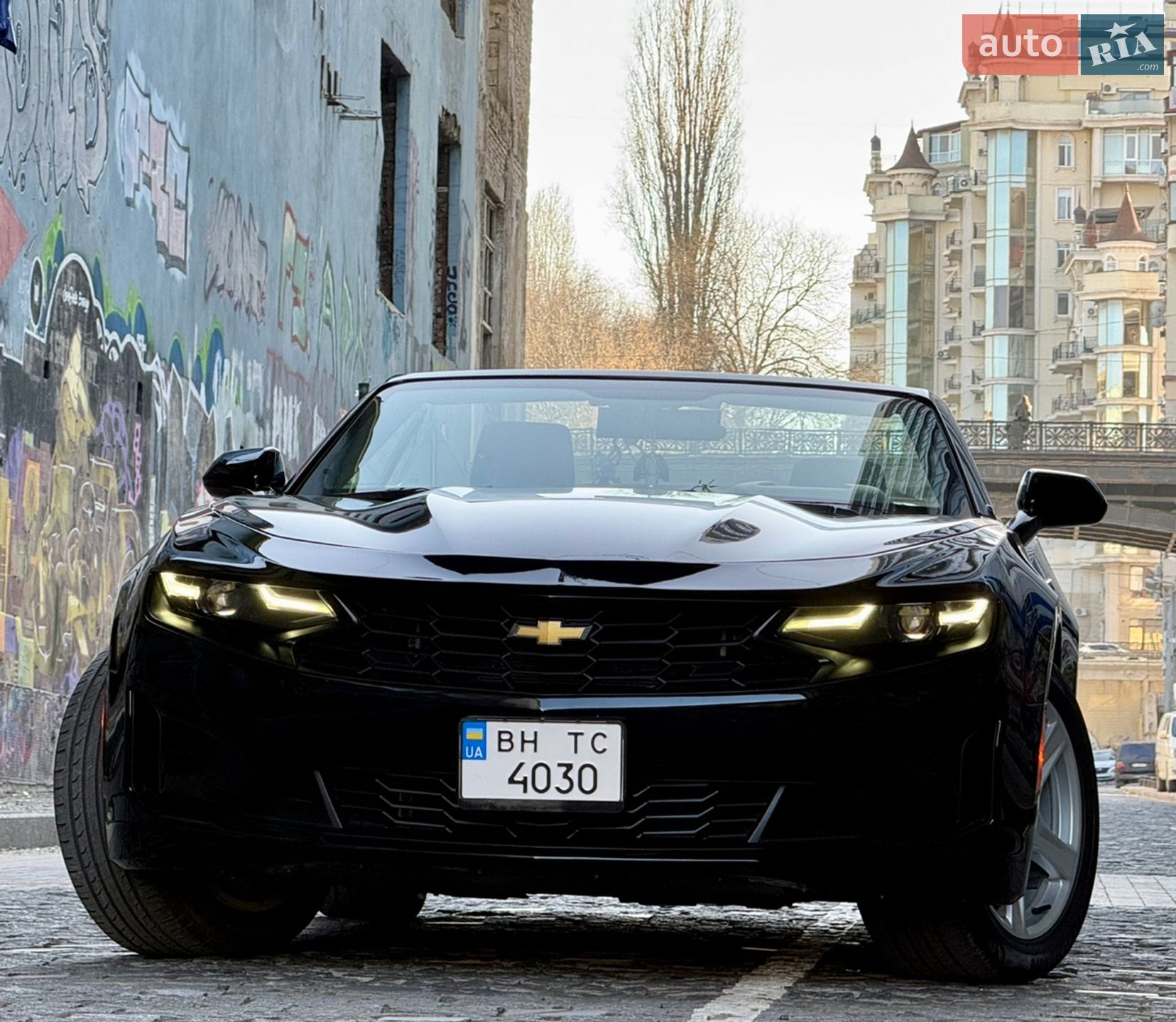 CHEVROLET CAMARO 2019 VIN 1G1FB3DS8K0142237 фото оголошення 11 з 108