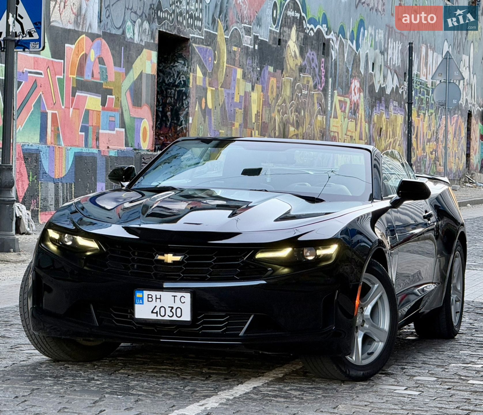 CHEVROLET CAMARO 2019 VIN 1G1FB3DS8K0142237 фото оголошення 13 з 108