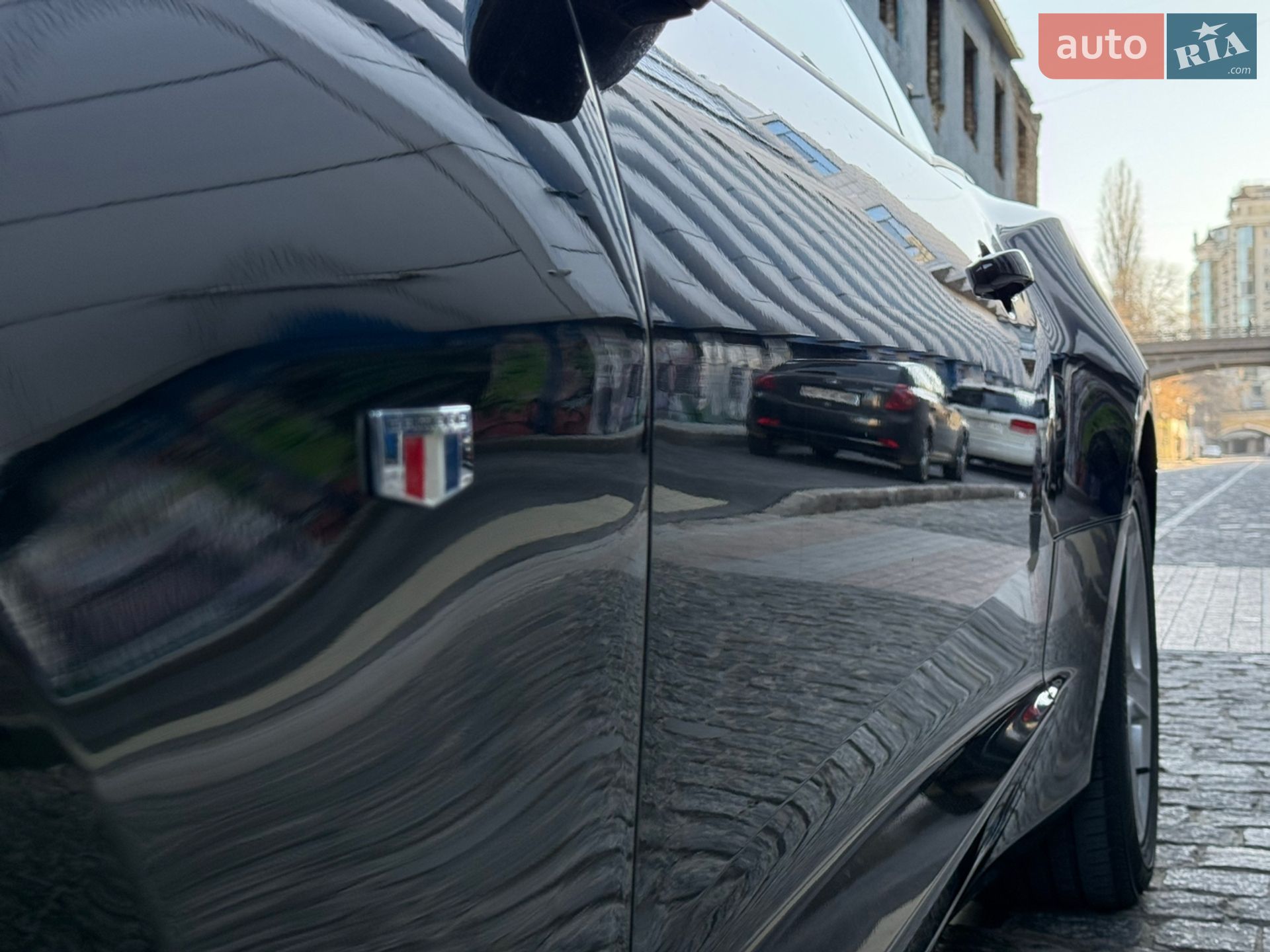 CHEVROLET CAMARO 2019 VIN 1G1FB3DS8K0142237 фото оголошення 21 з 108
