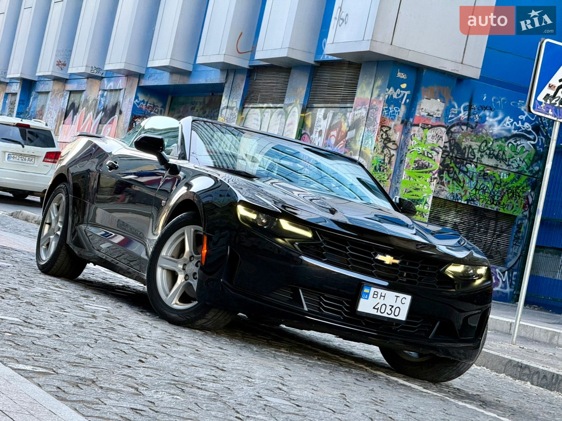CHEVROLET CAMARO 2019 VIN 1G1FB3DS8K0142237 фото оголошення 31 з 108