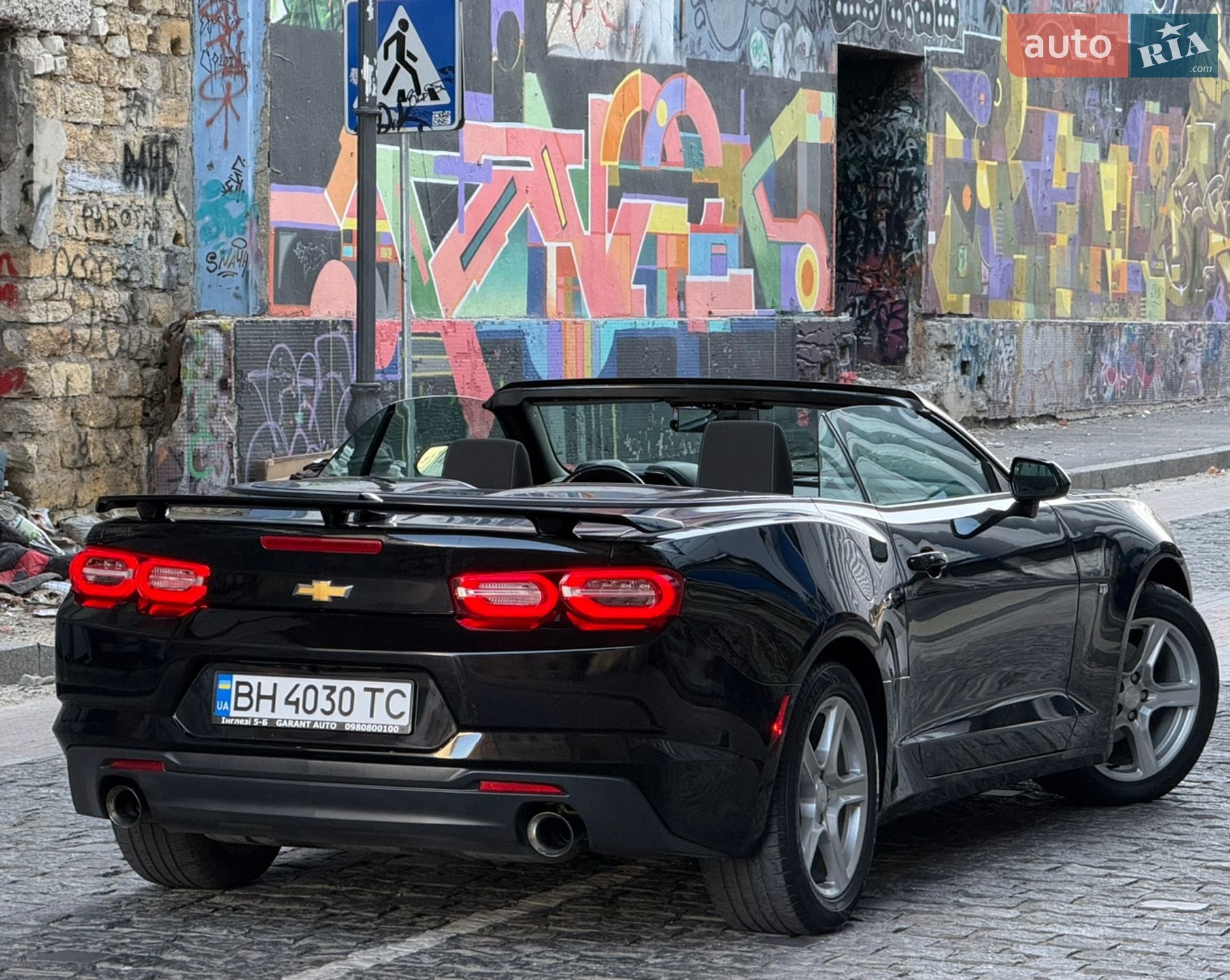 CHEVROLET CAMARO 2019 VIN 1G1FB3DS8K0142237 фото оголошення 40 з 108