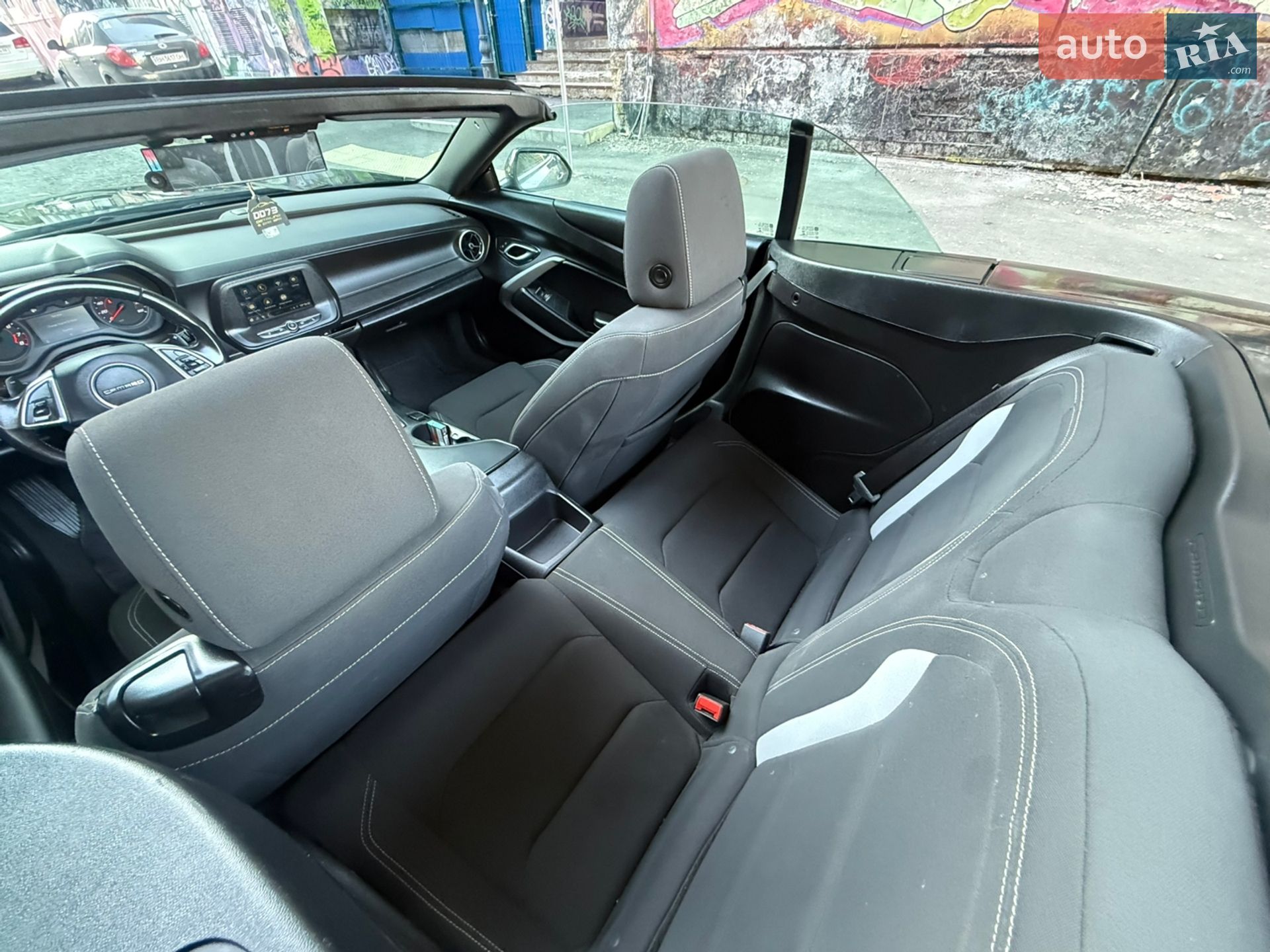 CHEVROLET CAMARO 2019 VIN 1G1FB3DS8K0142237 фото оголошення 64 з 108