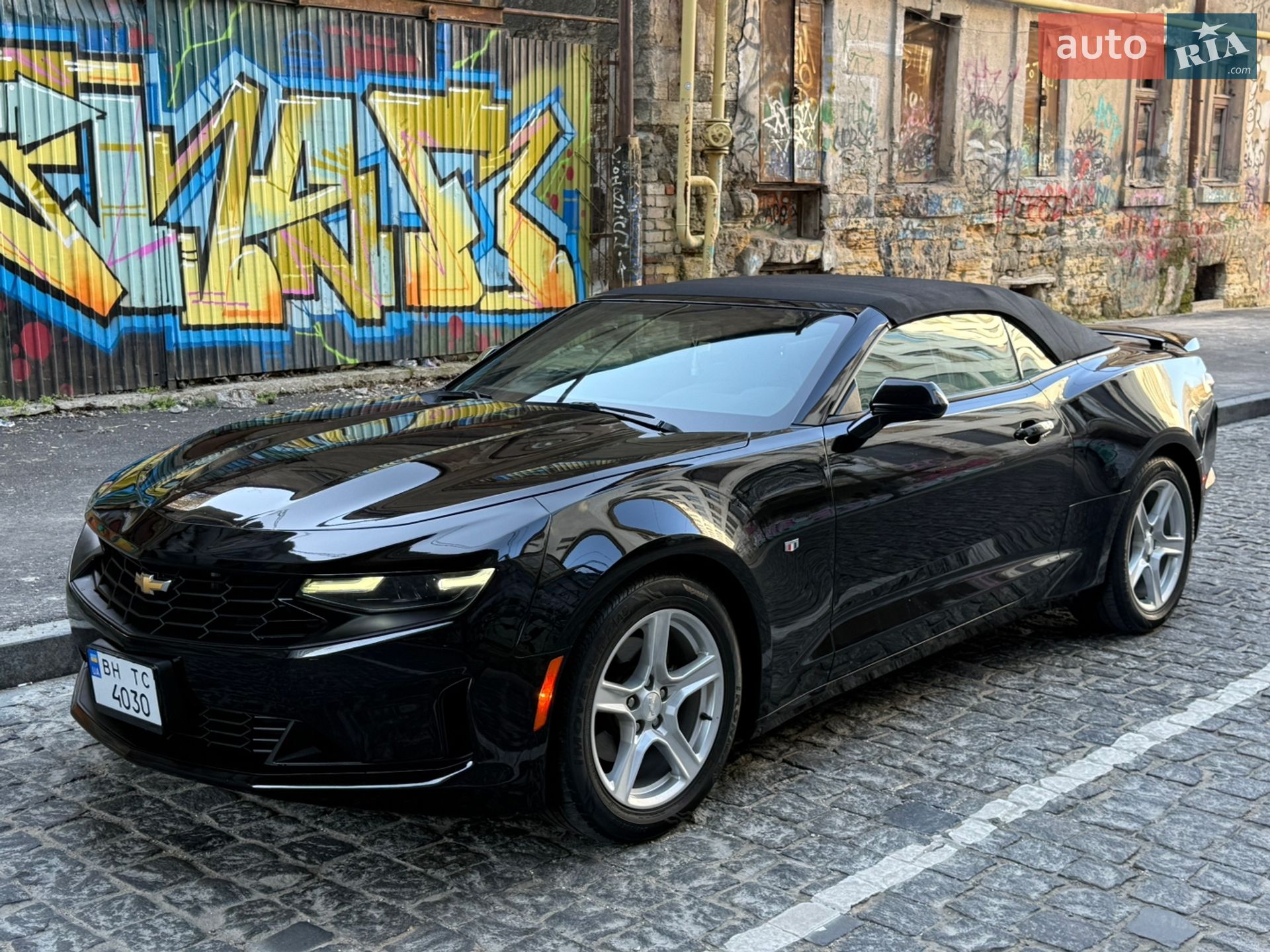 CHEVROLET CAMARO 2019 VIN 1G1FB3DS8K0142237 фото оголошення 98 з 108