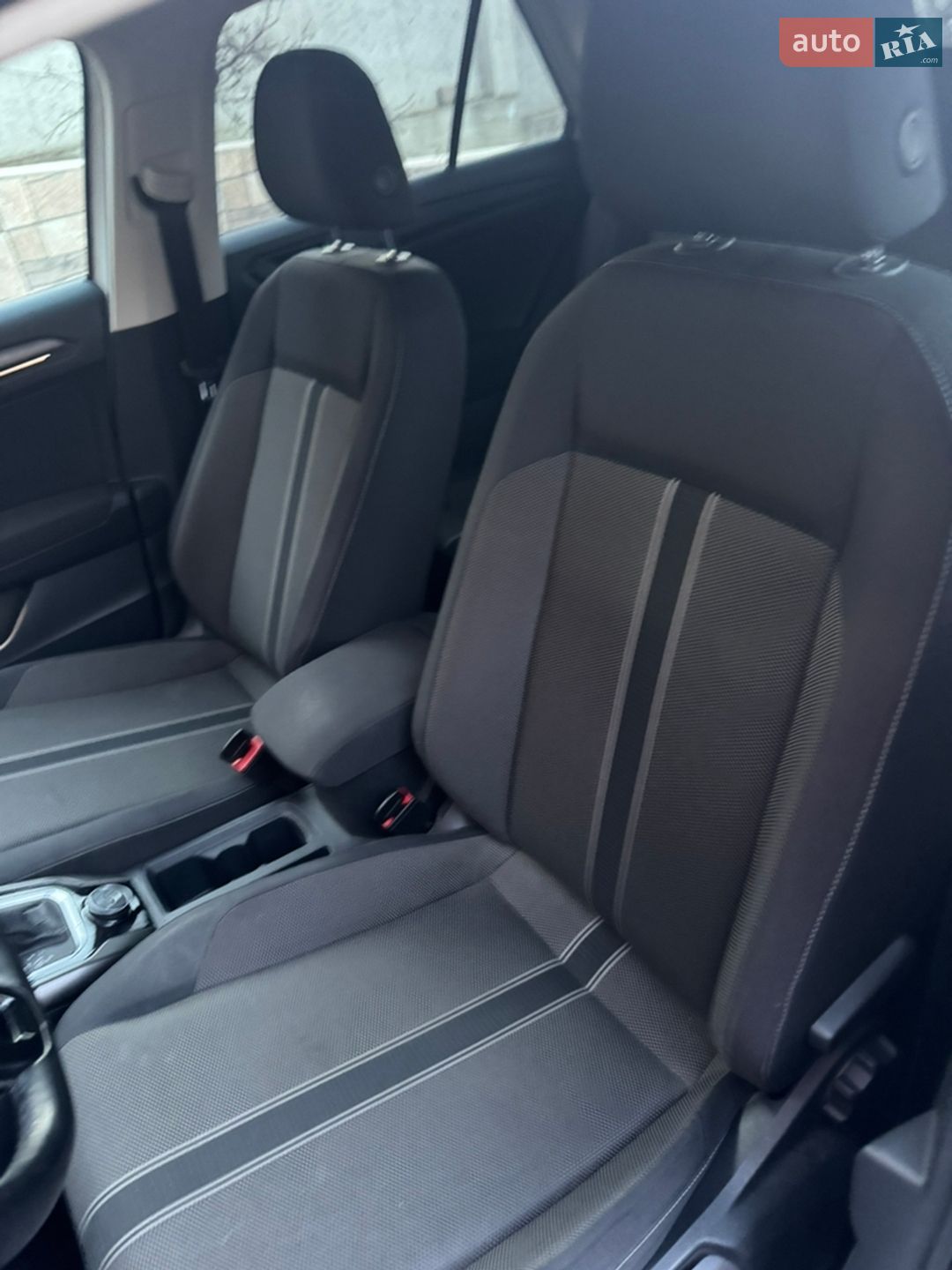 VOLKSWAGEN T-ROC 2018 VIN WVGZZZA1ZJV078341 фото оголошення 15 з 40