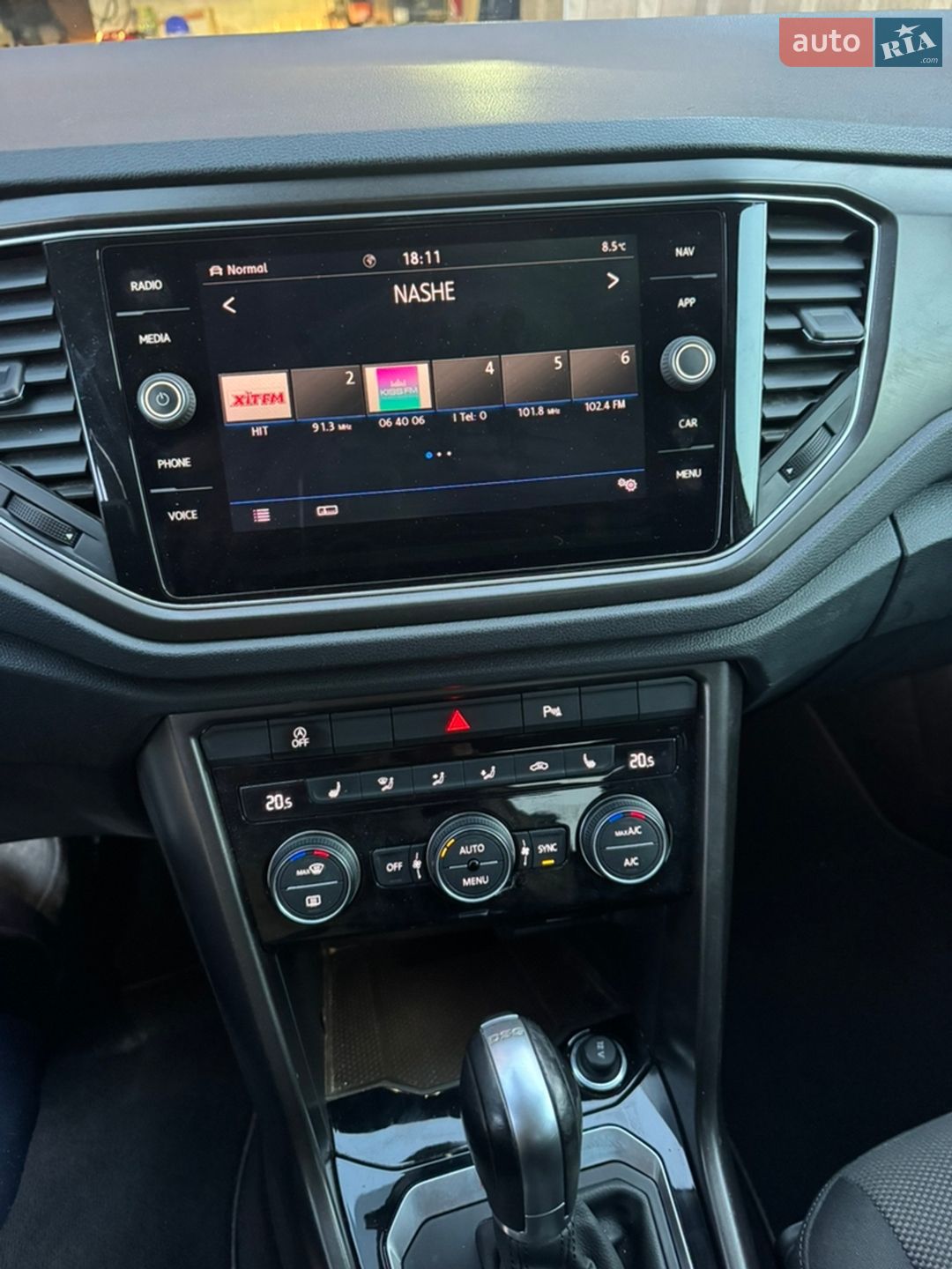 VOLKSWAGEN T-ROC 2018 VIN WVGZZZA1ZJV078341 фото оголошення 21 з 40