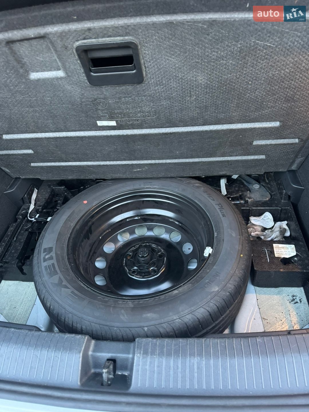 VOLKSWAGEN T-ROC 2018 VIN WVGZZZA1ZJV078341 фото оголошення 35 з 40