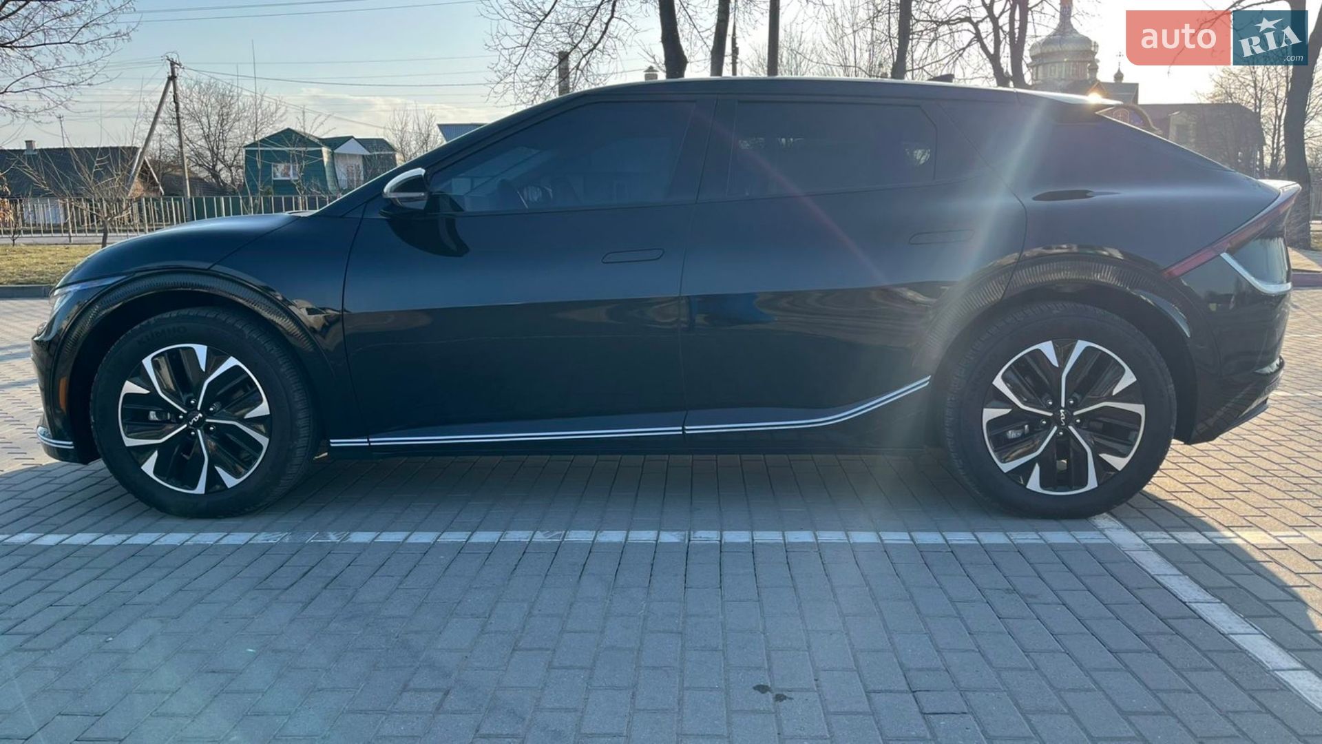 Kia EV6 2023 VIN KNDC34LA1P5126767 фото оголошення 13 з 14