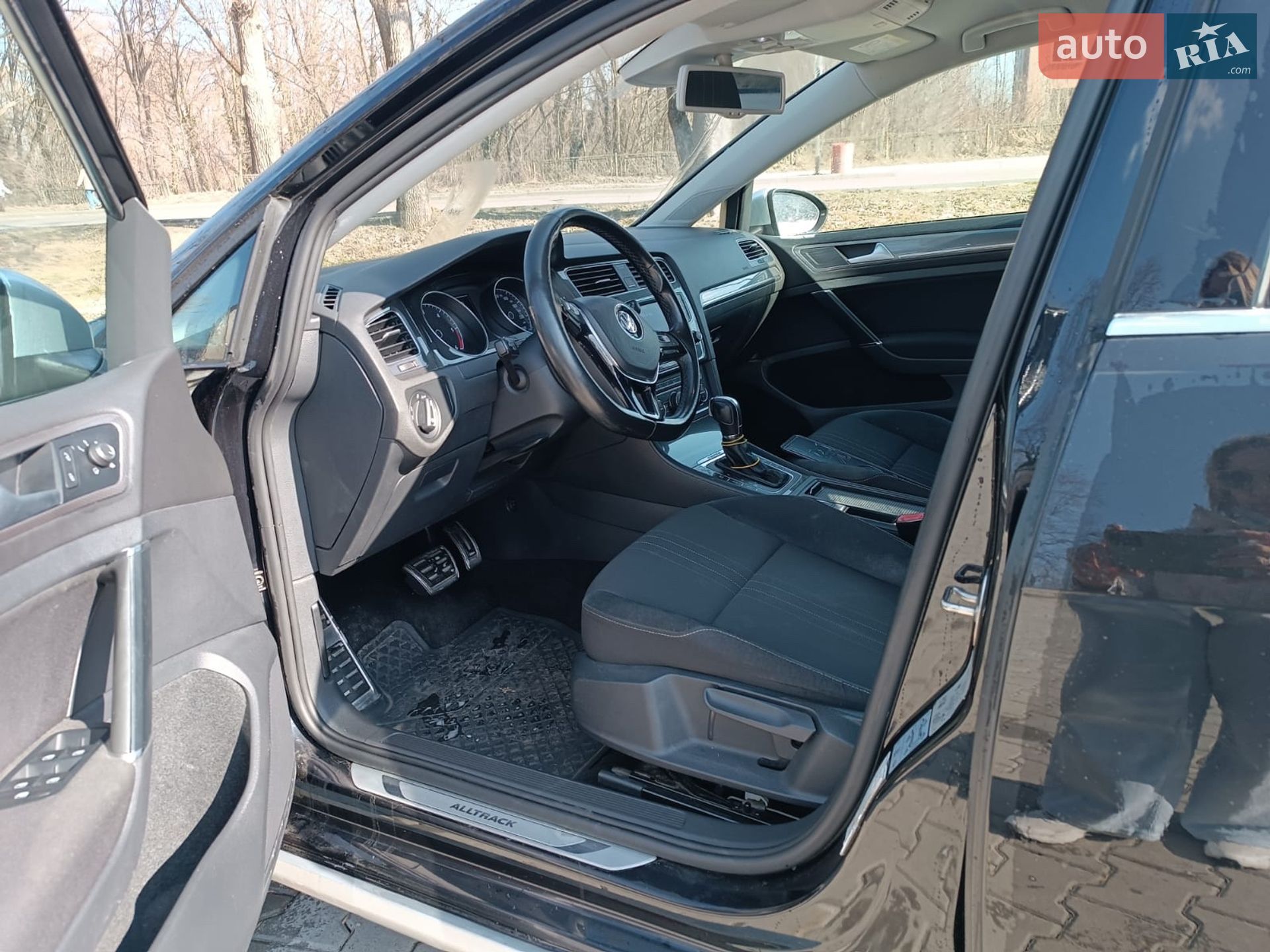 Volkswagen Golf Alltrack 2015 VIN WVWZZZAUZGP550513 фото оголошення 9 з 26