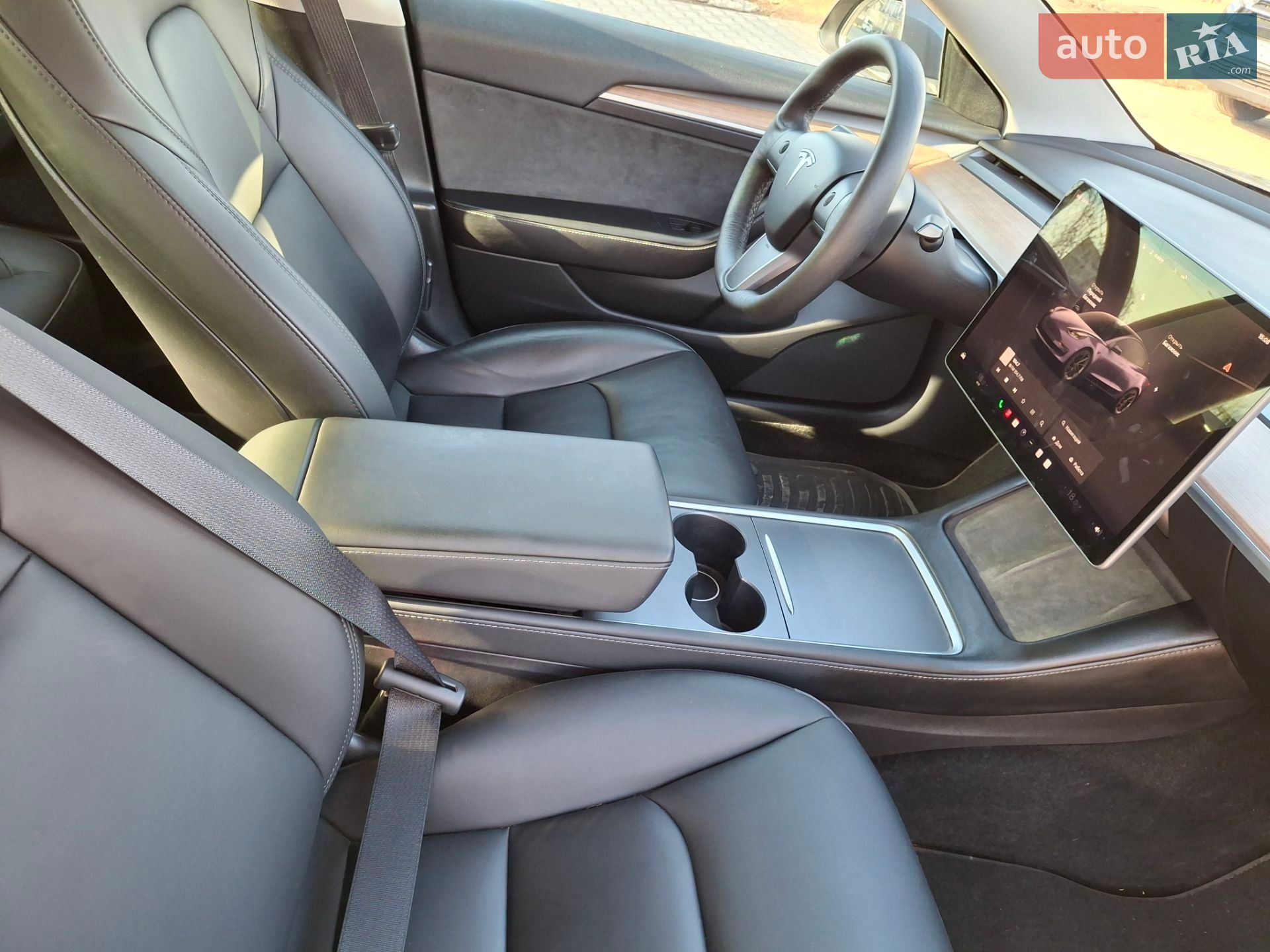 Tesla Model 3 2022 VIN LRW3E7EK9NC509685 фото оголошення 23 з 52